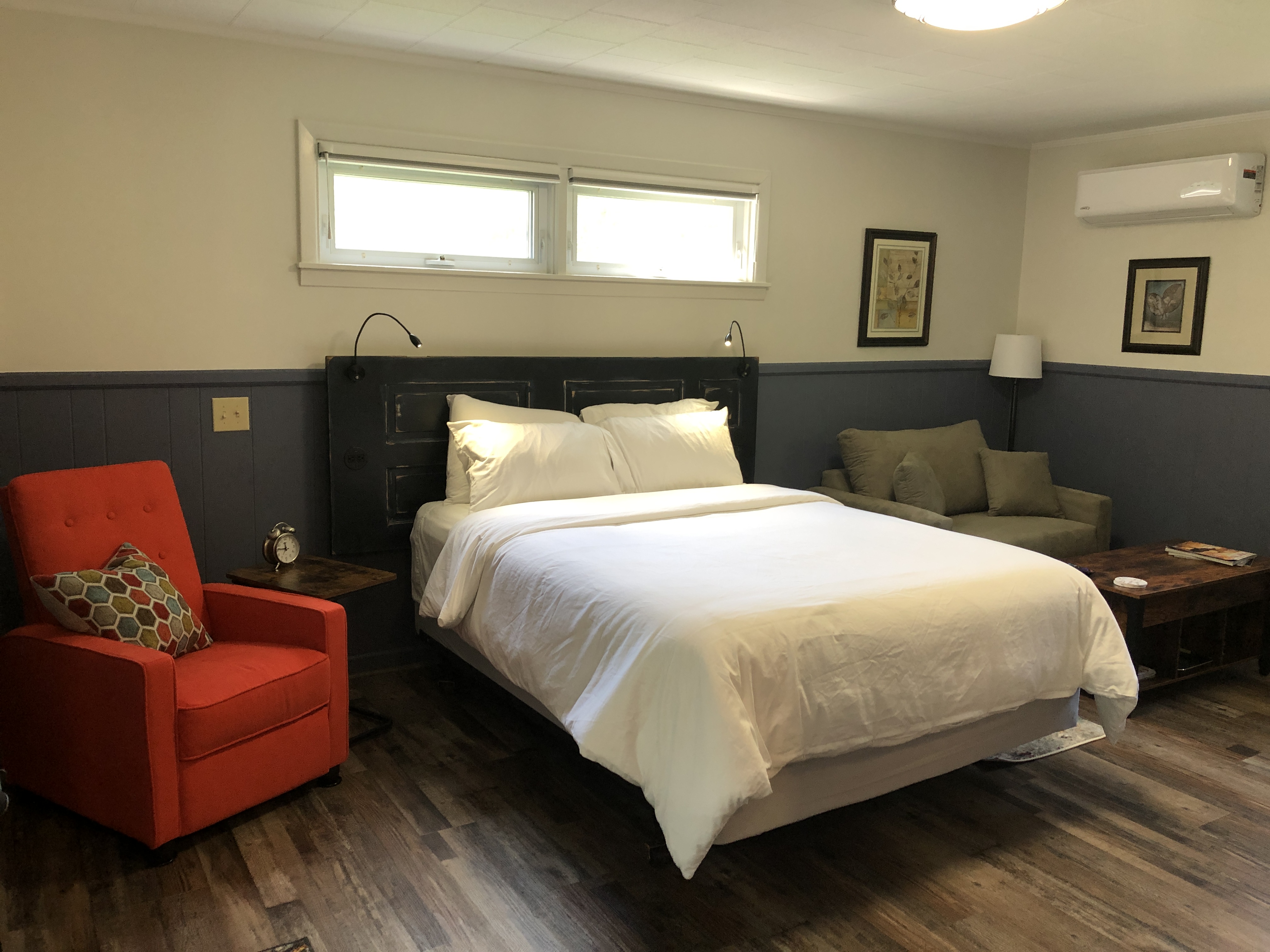 Private Studio Apartment with Easy Walk to WCU