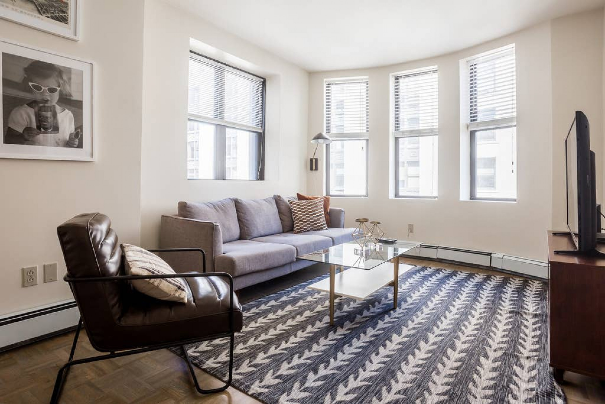 Elegant 2BD/2BA furnished apartment in FiDi