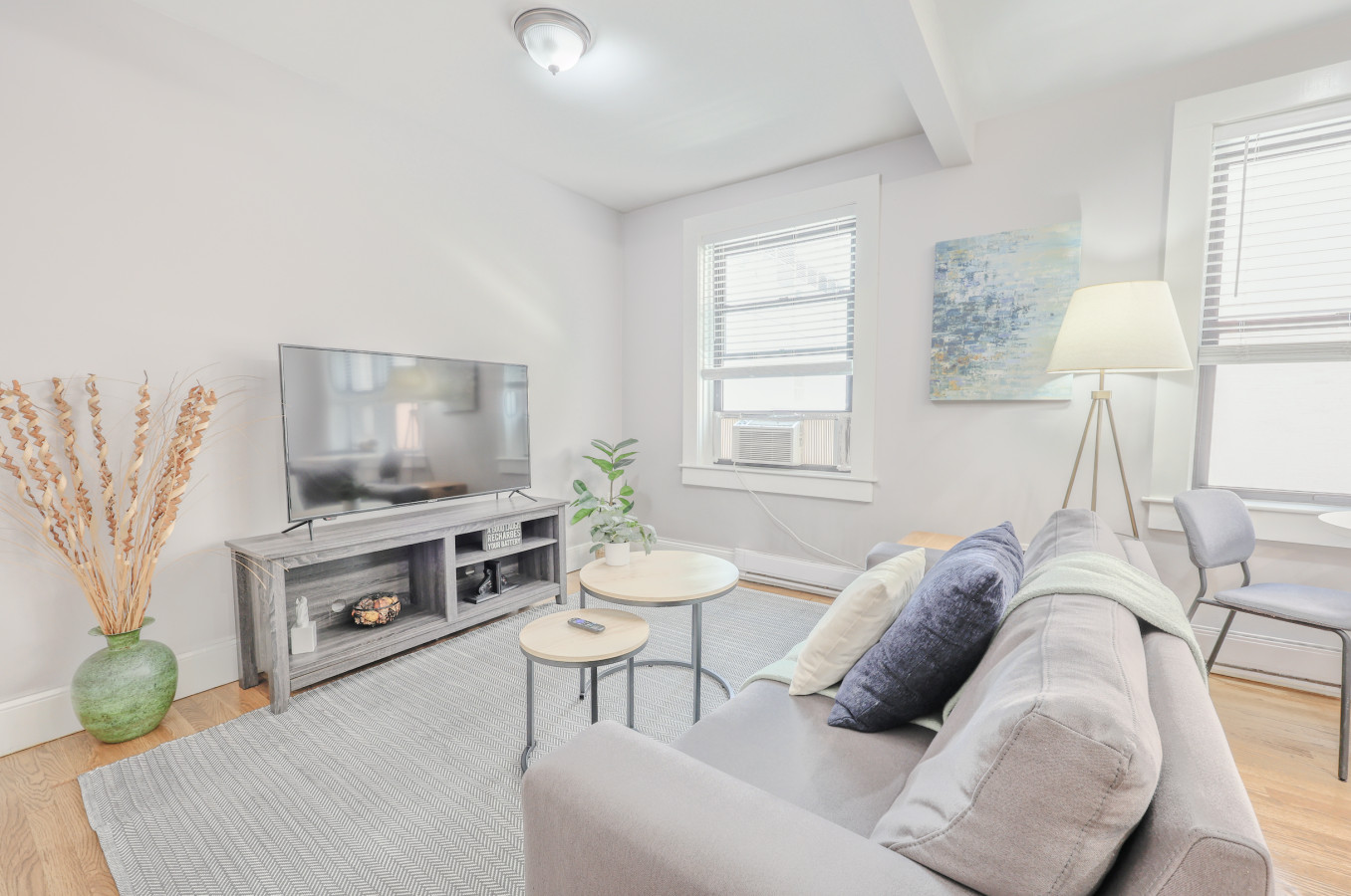 Amazing Location | Theater District | Pet Friendly