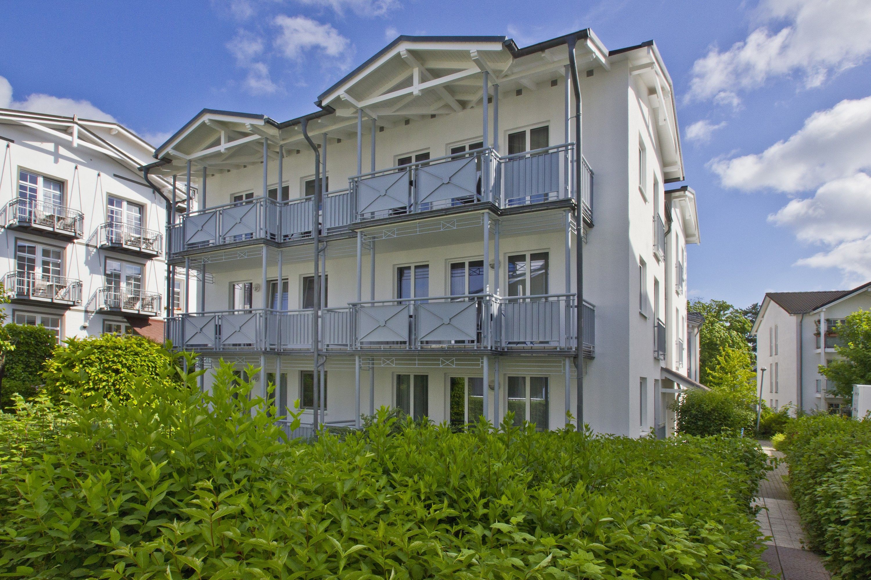 Villa Buskam FeWo28: balcony, sauna, swimming pool