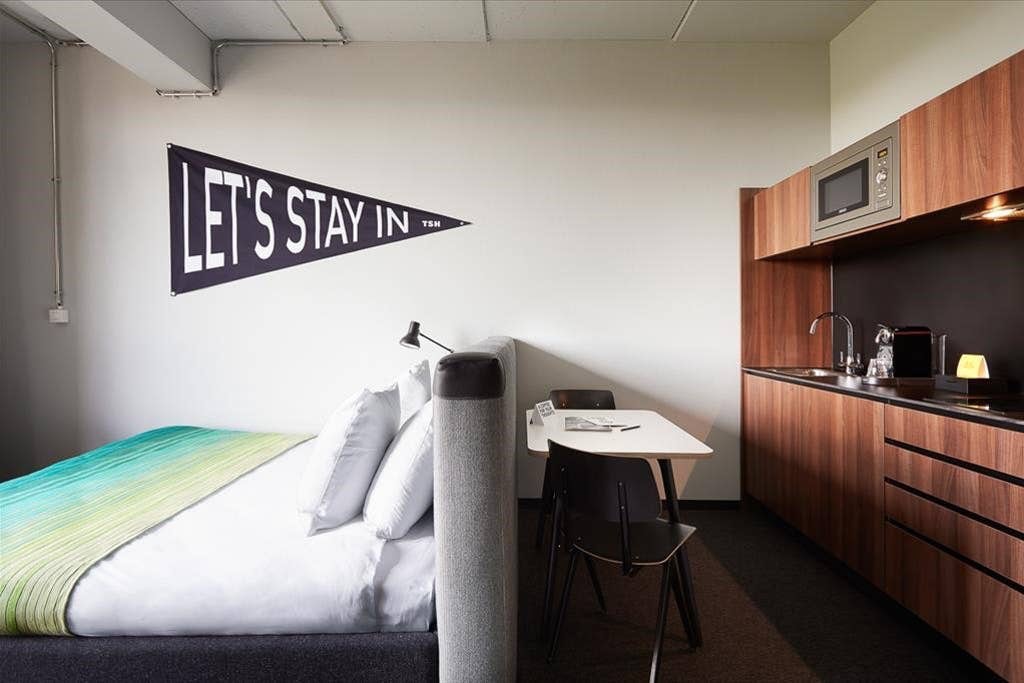 Deluxe Studio with Private Kitchen — Amsterdam stay