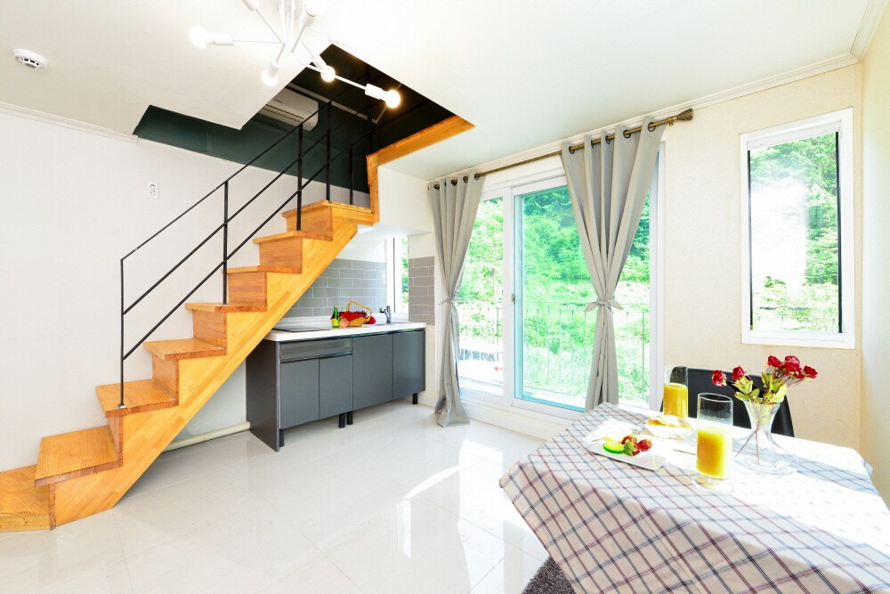 Vivian (loft & individual barbecue & Netflix) where you can relax and heal full of phytoncide
