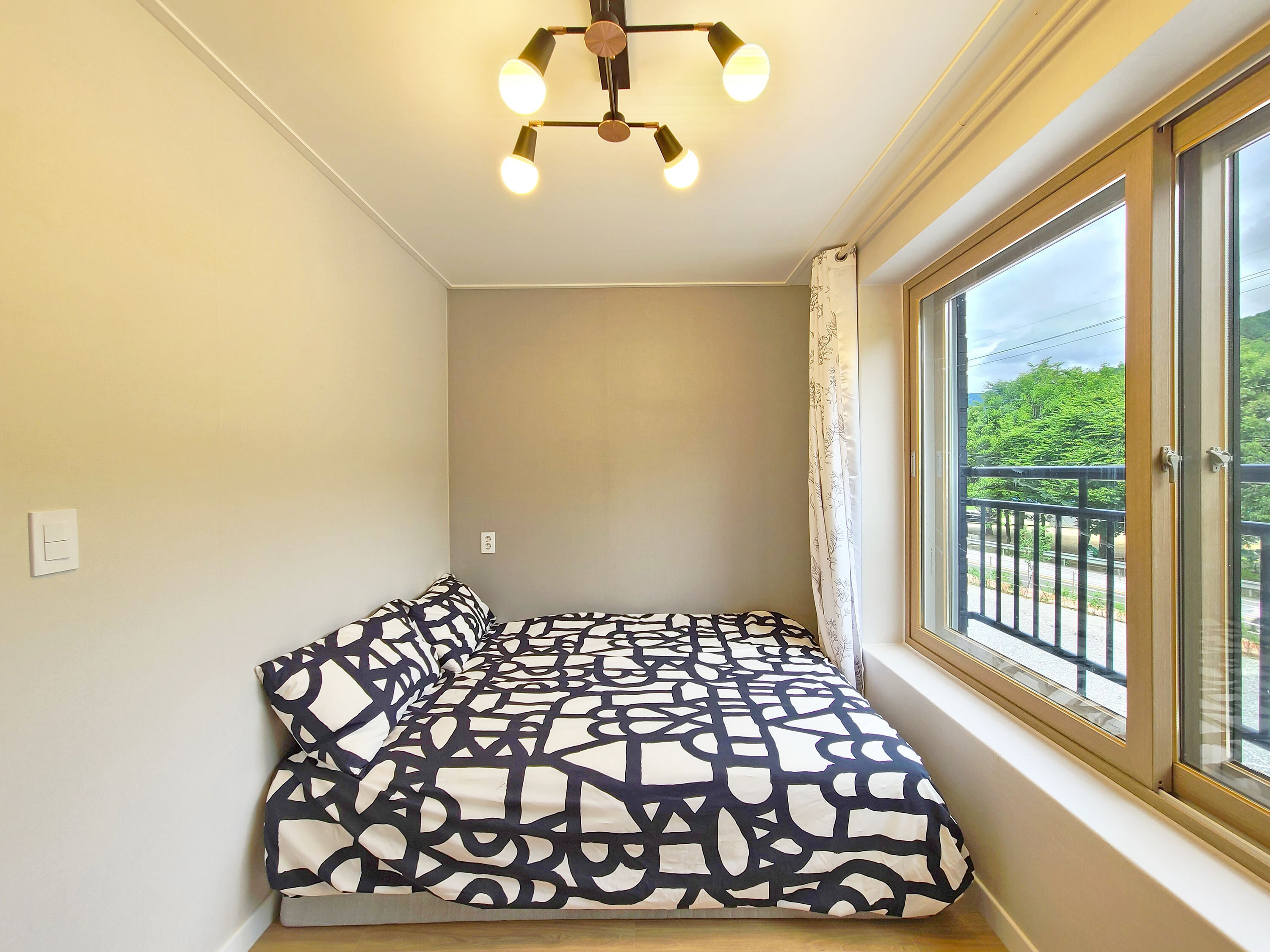 Polo 104 in a home for relaxing and relaxing