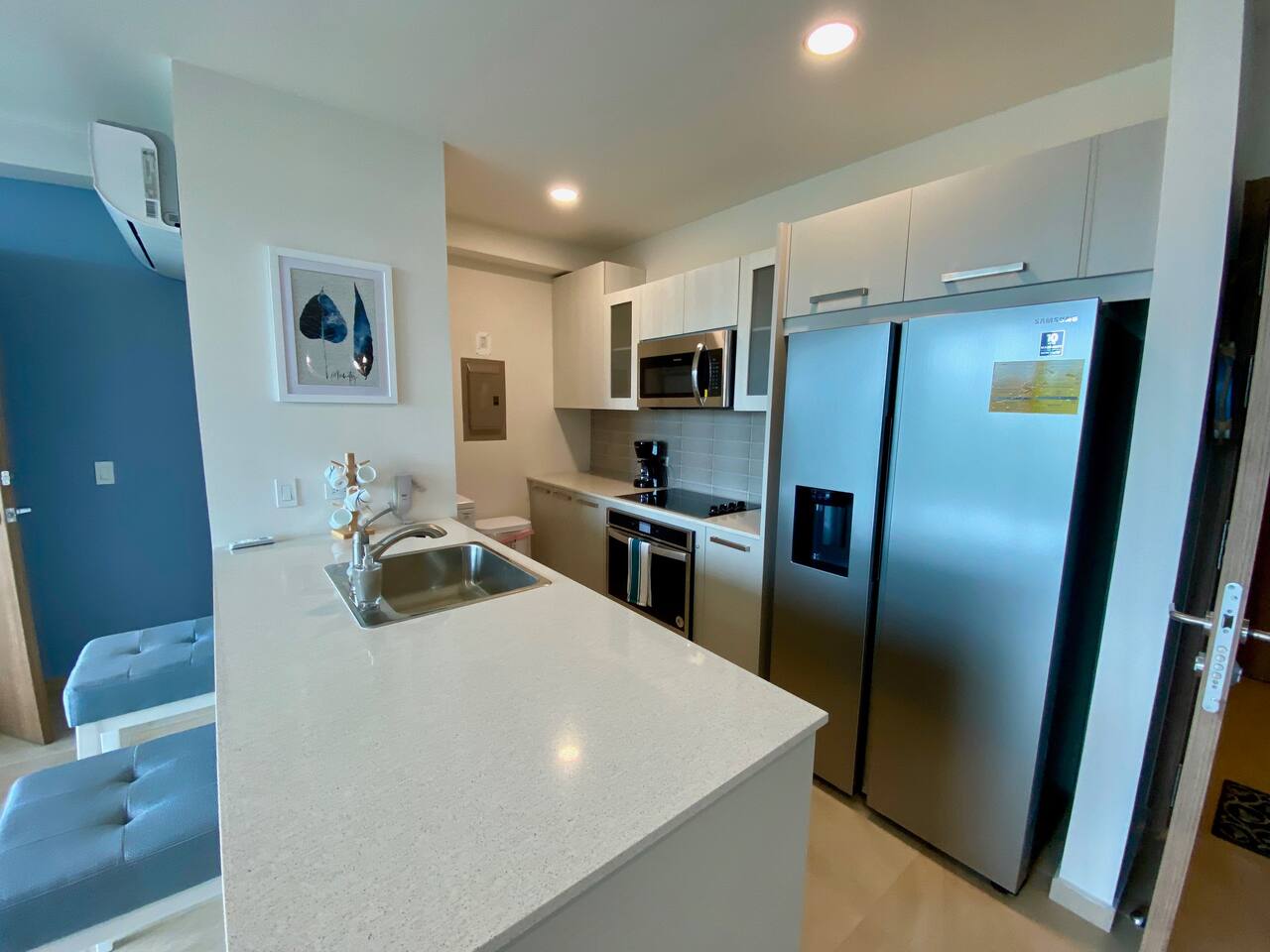 Beachfront Oasis w/ Amazing Views & Amenities 1512
