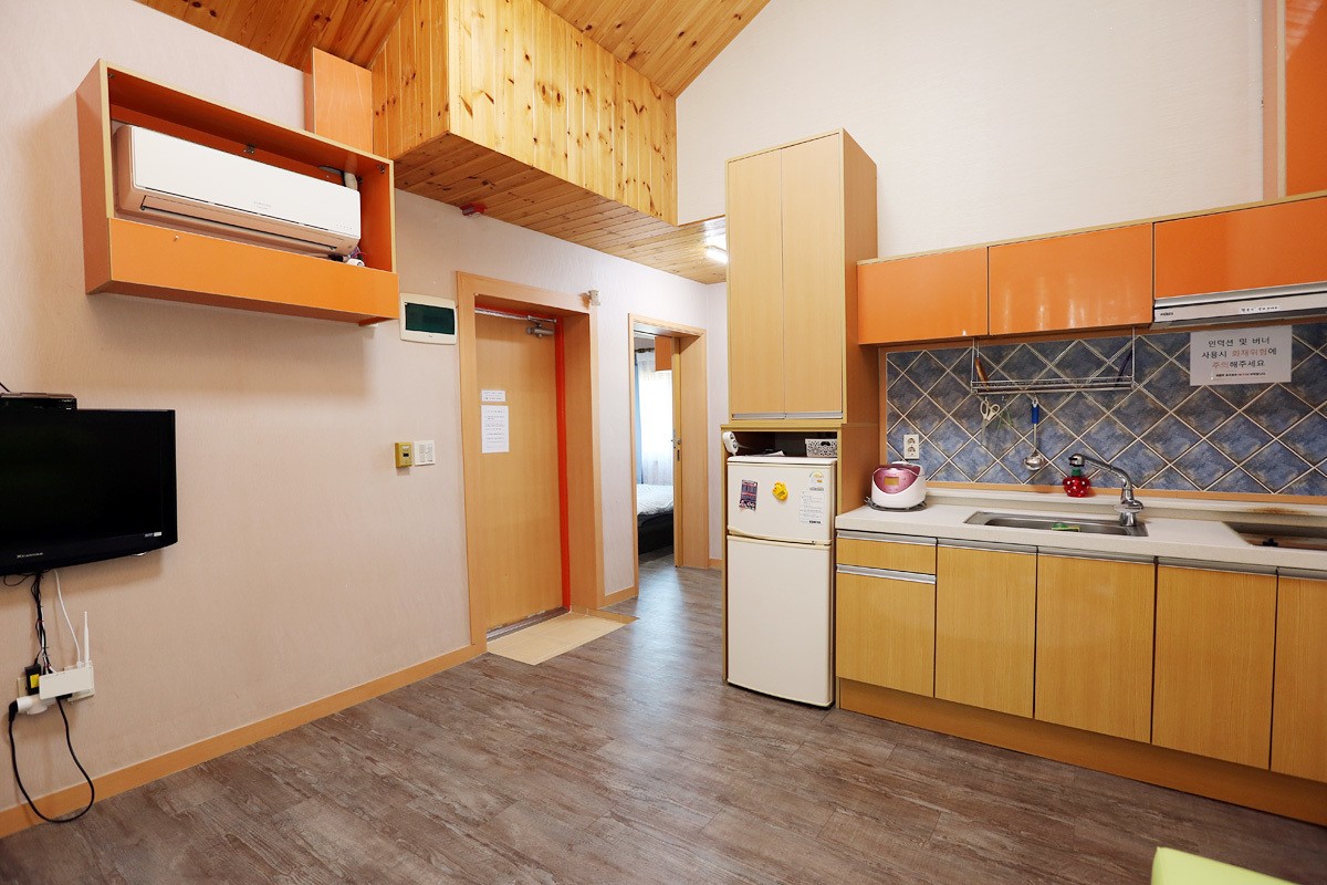 Ocean 7 in a beautiful nature with verdant beaches of Andeongdo