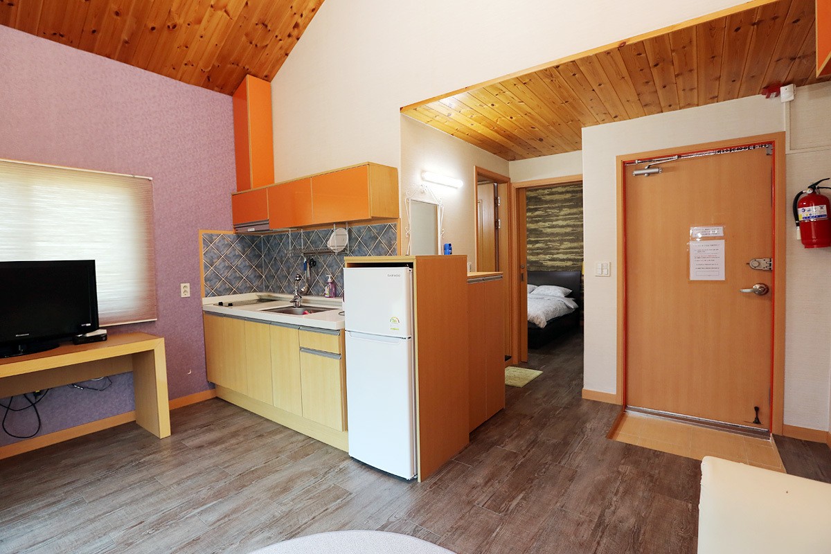 Ocean 6 in a beautiful nature with verdant beaches of Andeongdo