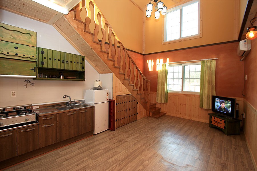 C-dong Unit 1 of the accommodation where you can have a relaxing time while enjoying nature in a large garden with a large garden