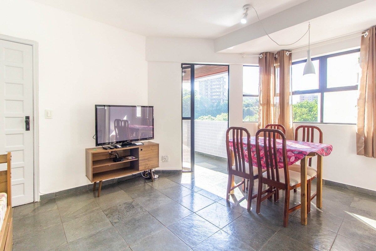 Apt less than 5 mins from Asturias Beach!