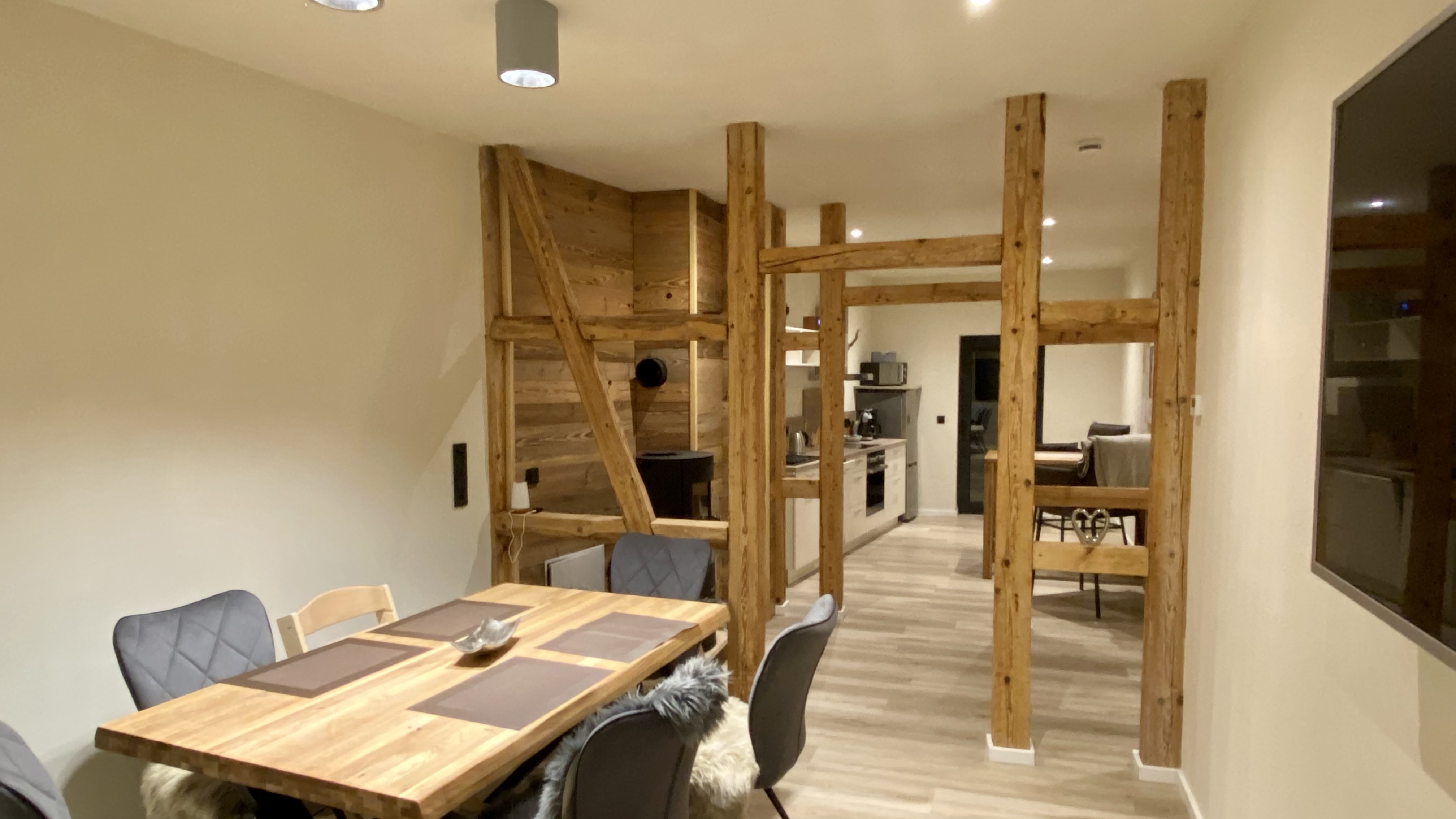 App. 3 - well maintained (4 rooms, 5+1 pers.)