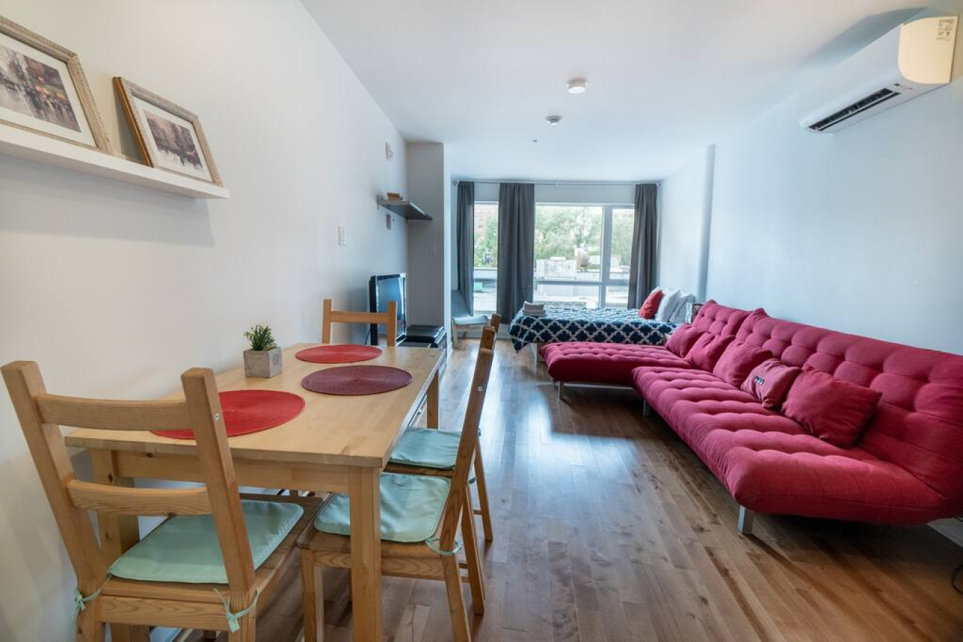 Junior Suite Downtown | Walk to Old-Port