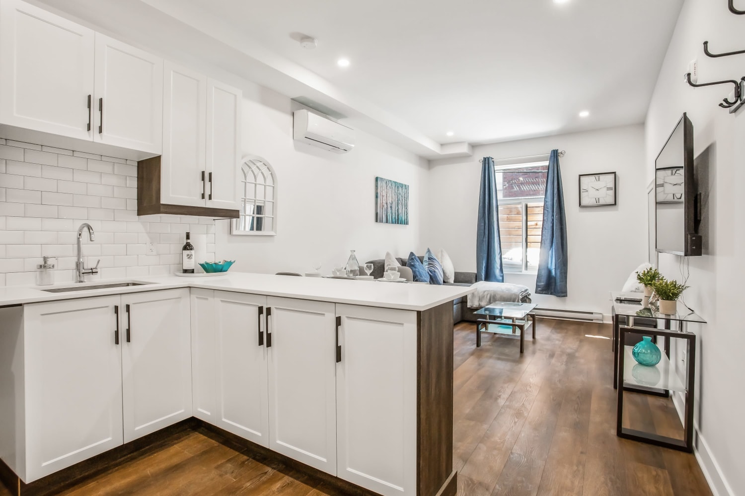 M11 | Le Mile End: Studio - 2C