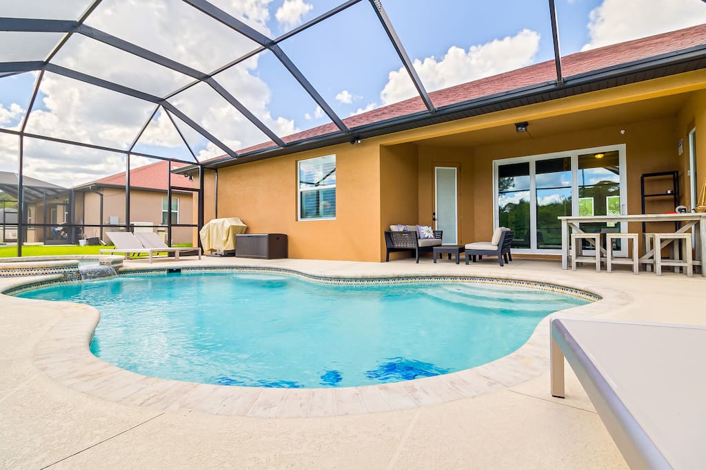 Beautiful & Modern - Private Pool & Boating