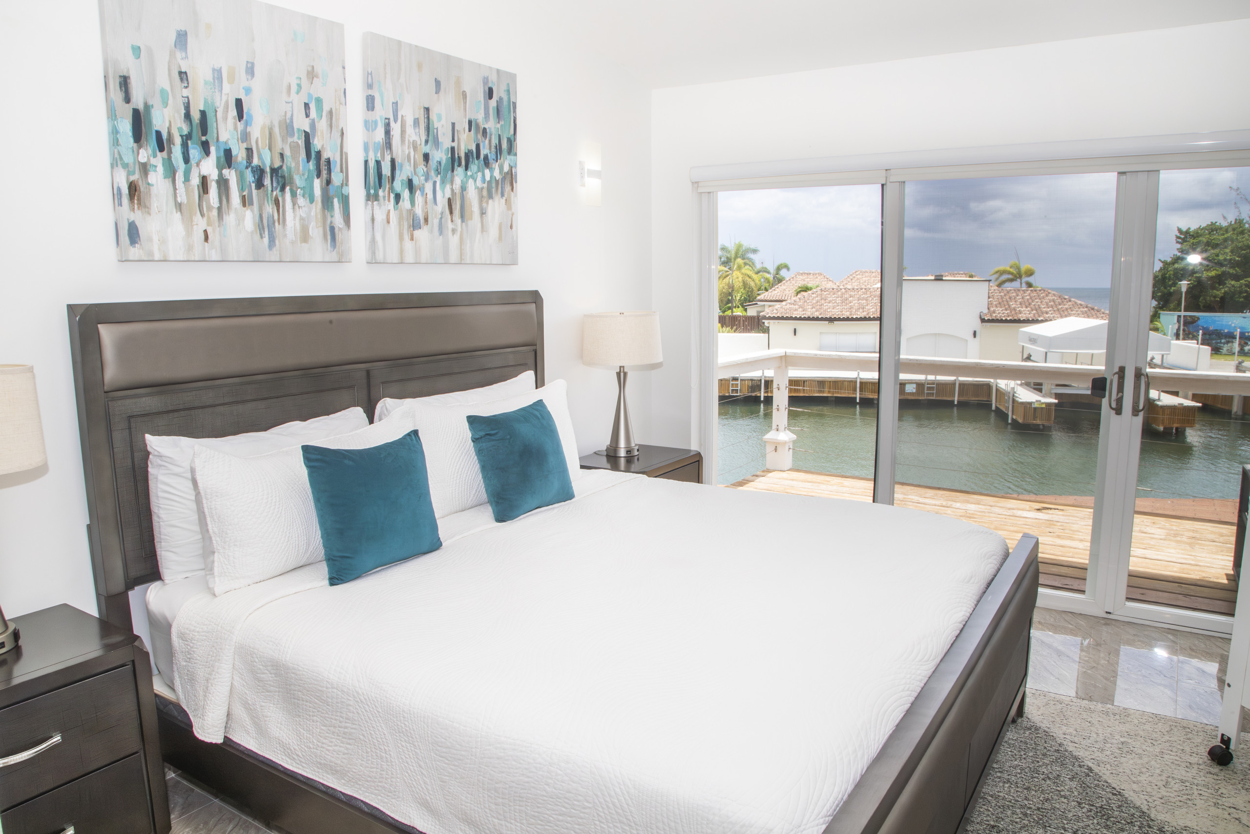 Waterfront Villa 247C South Finger