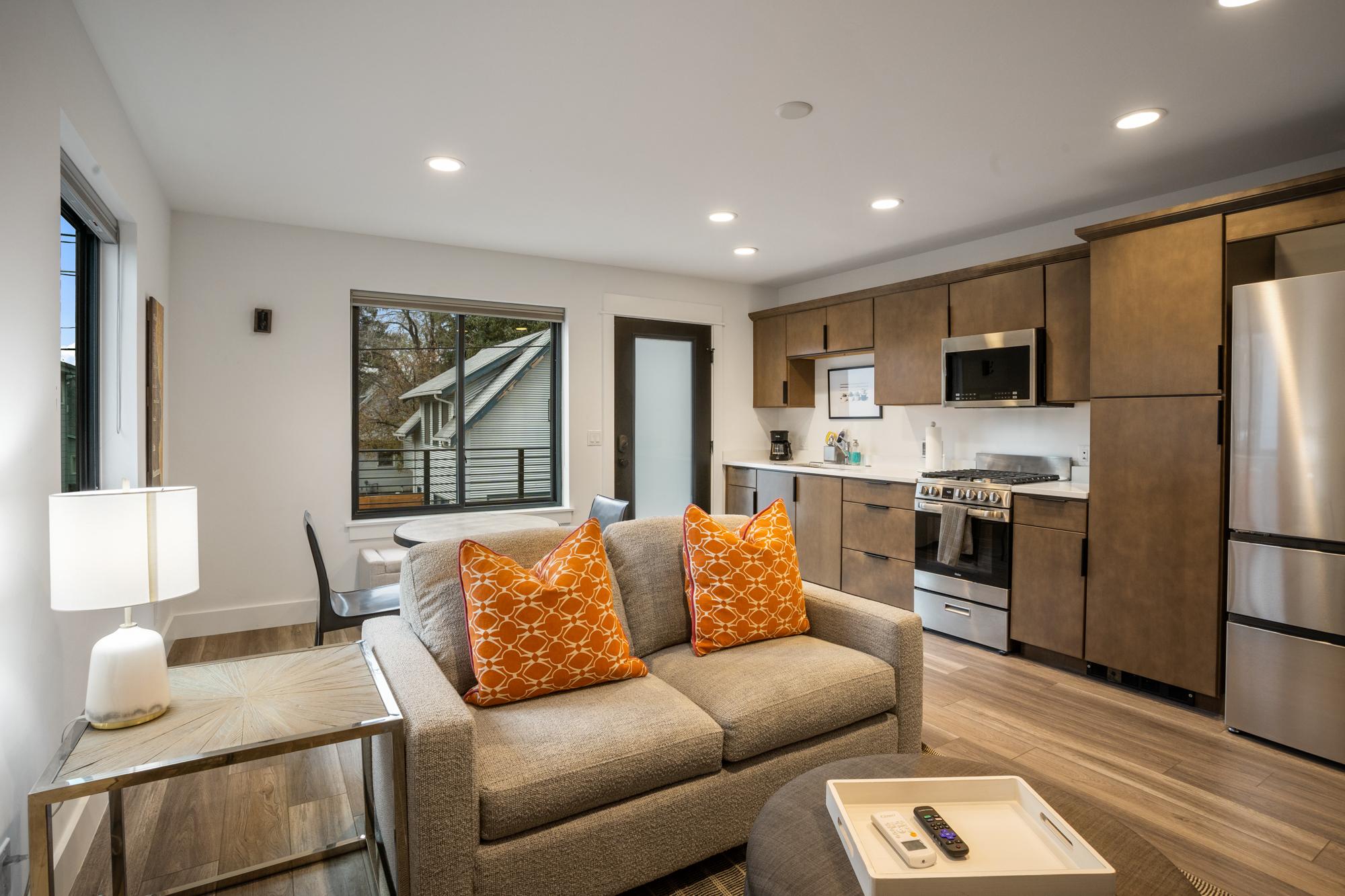 The Nest - Great Value! Cozy ADU Close To Downtown in Bozeman, Bozeman