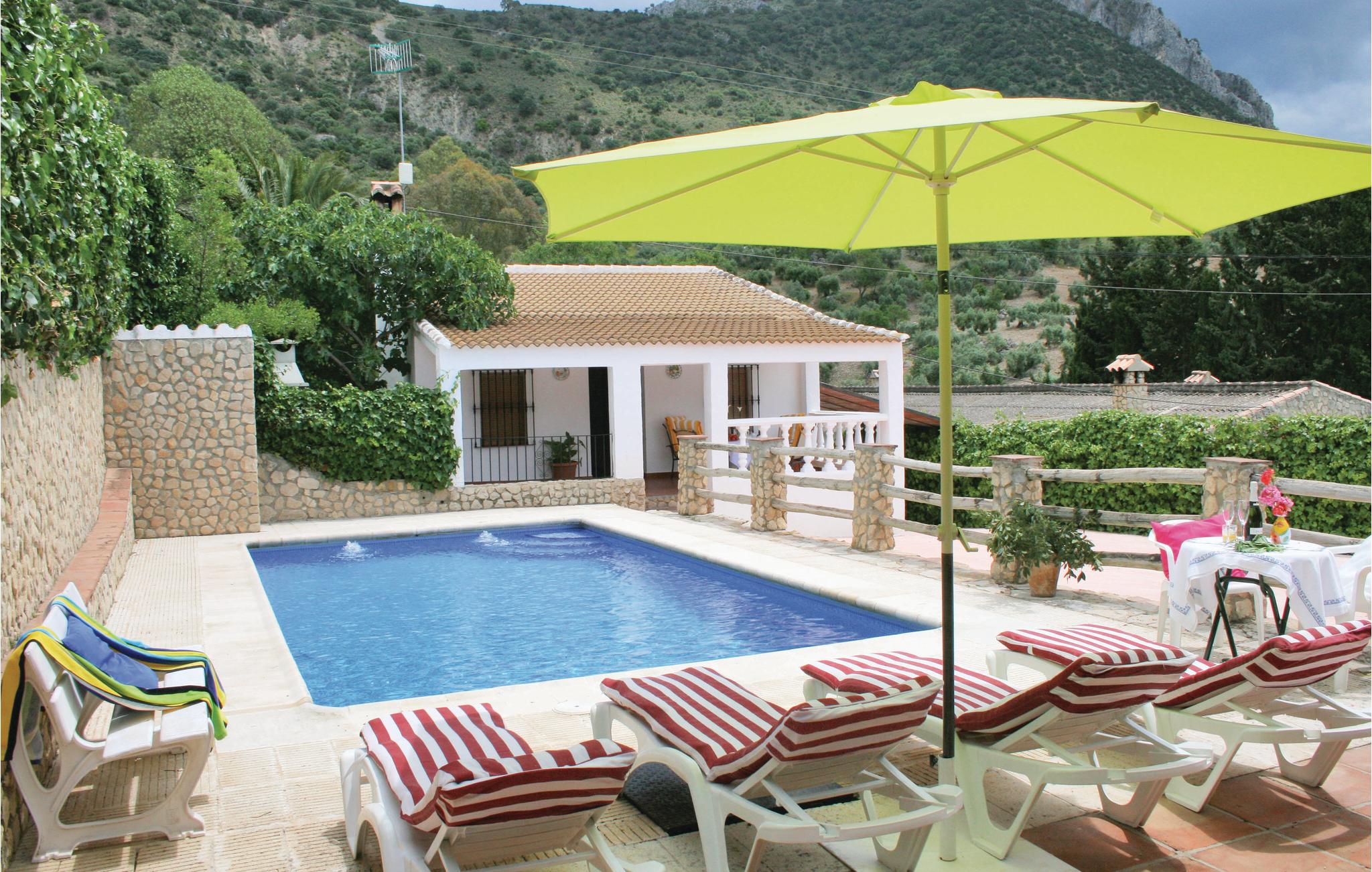 2 bedroom lovely home in El Gastor