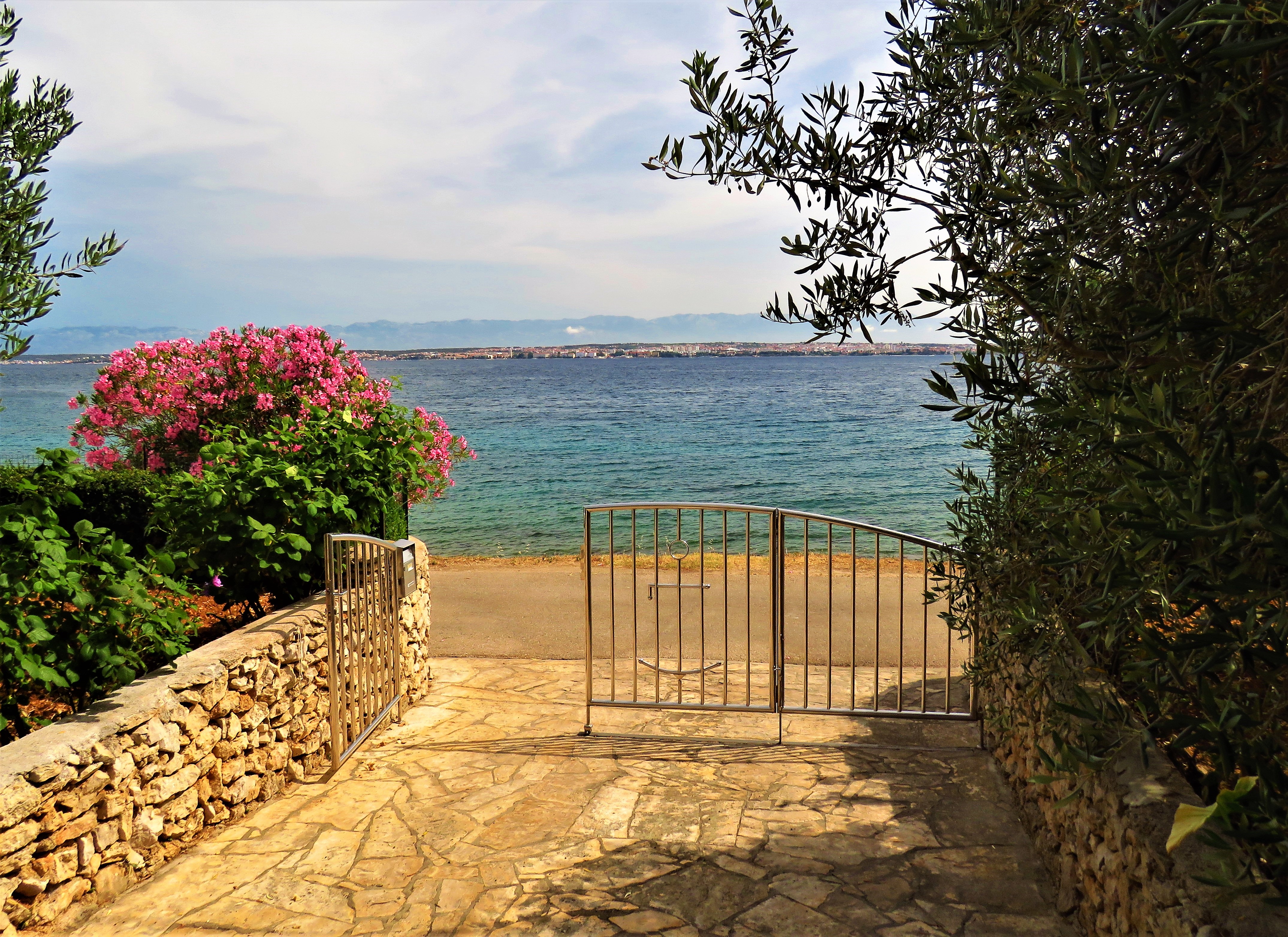 Apartment by the sea and with beautiful view, 2 be