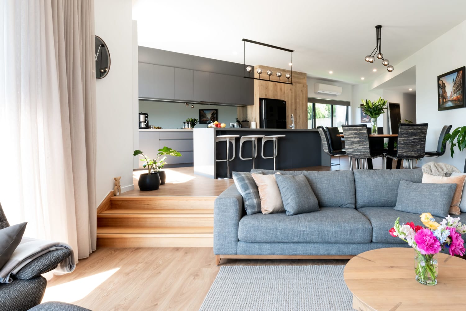 Impressively Spacious, Modern & Convenient