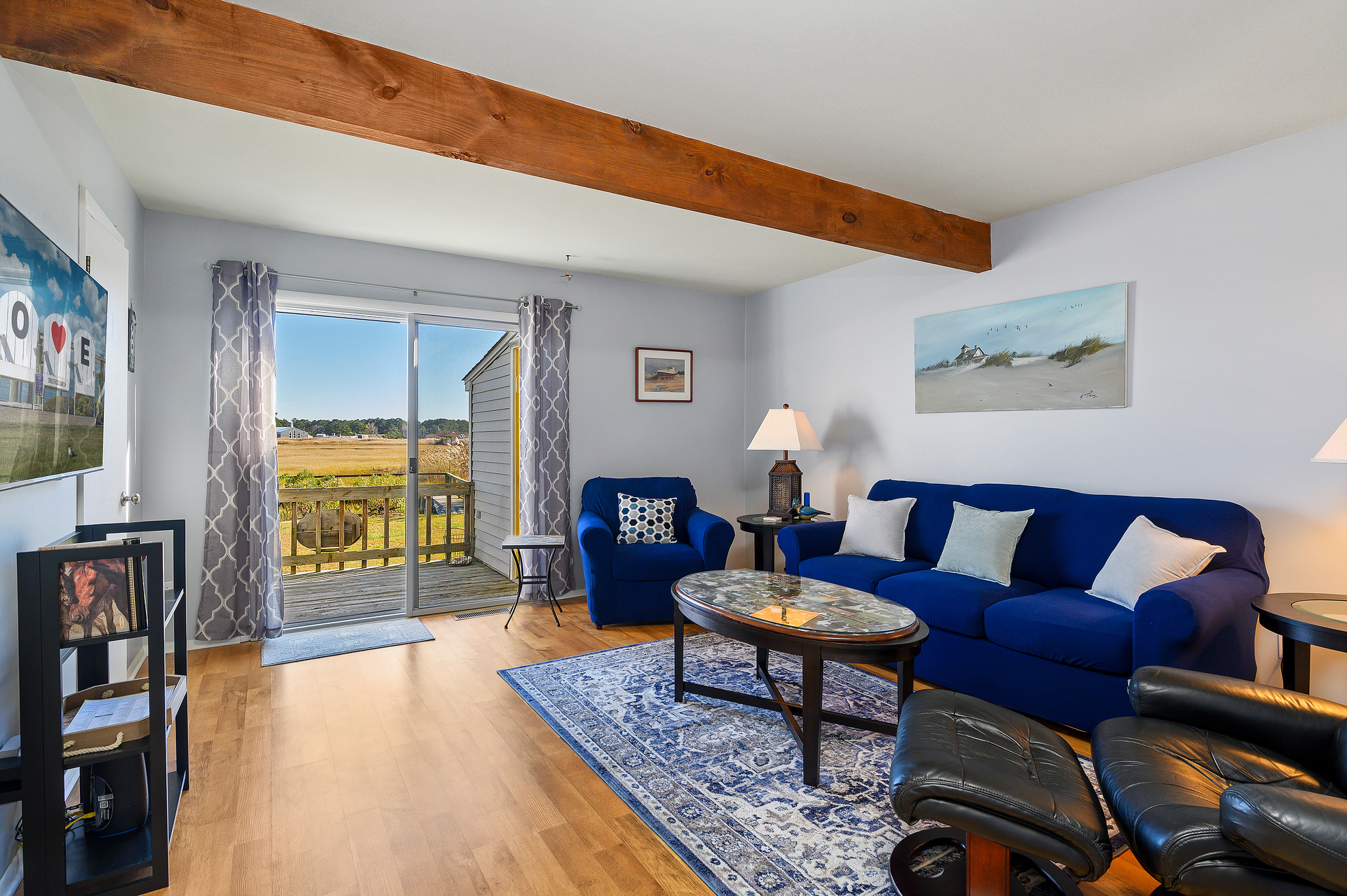 Oyster Bay Hideaway - Adorable, Affordable,