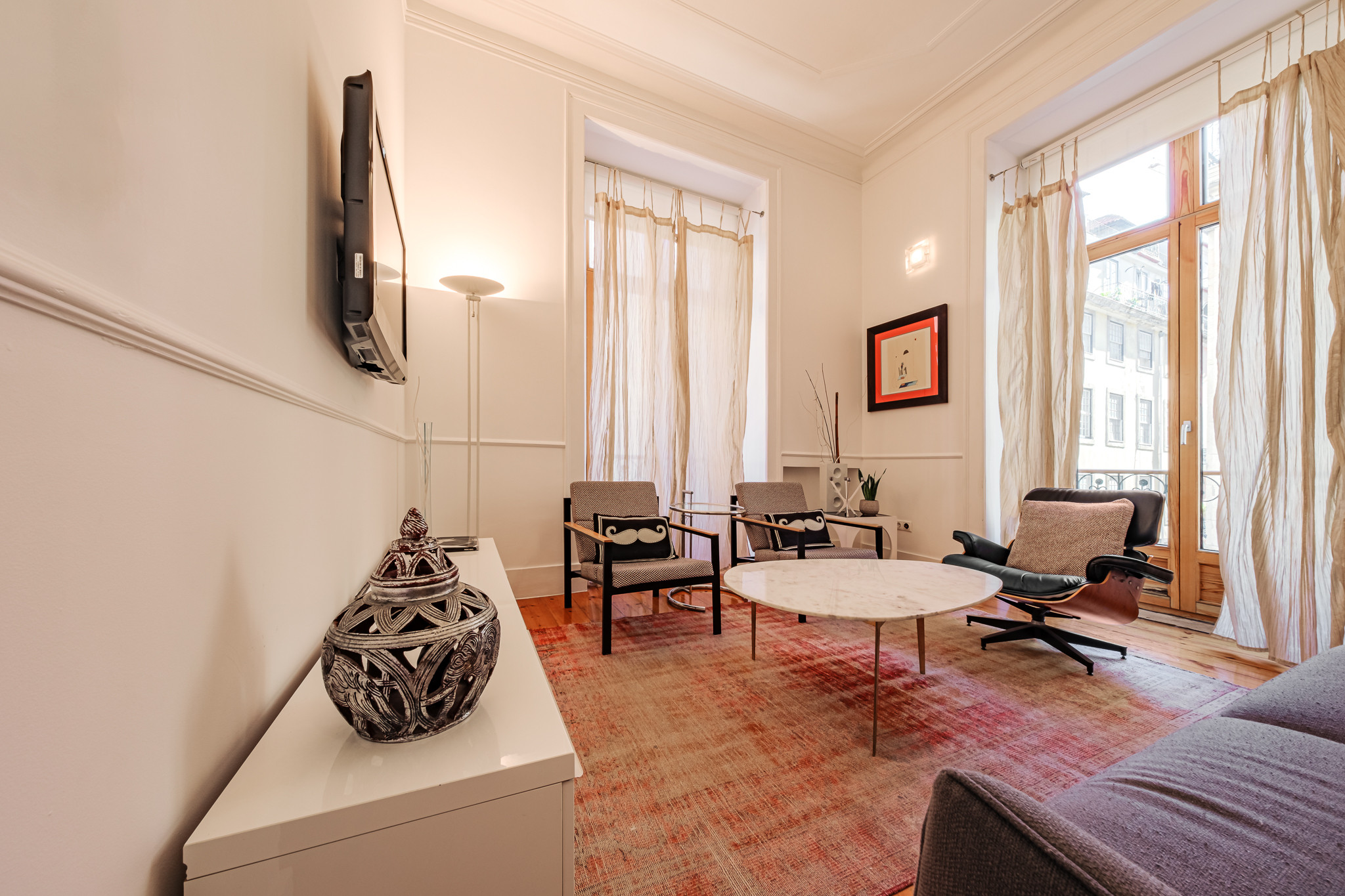 Central 3br/2br Apartment | Balconies| Elevator| B in Santa Maria Maior, Lisbon