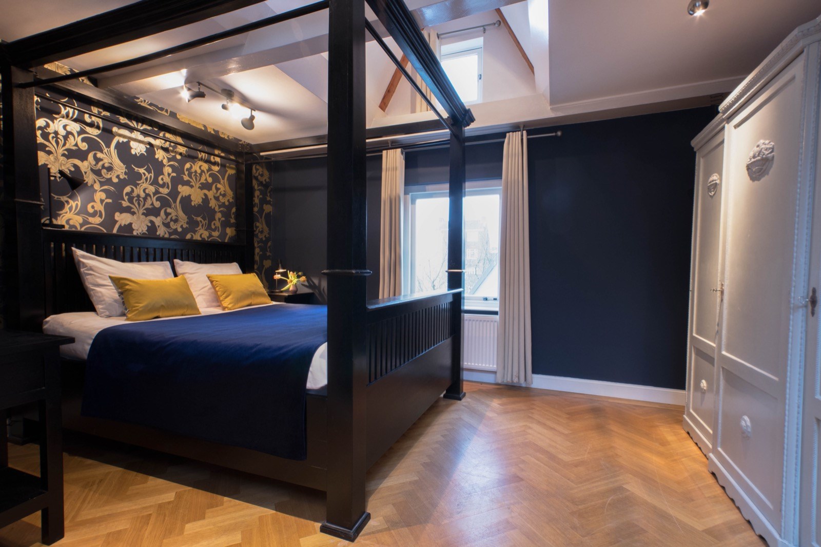 Rooftop apartment | Amsterdam Canal Suites — Amsterdam stay