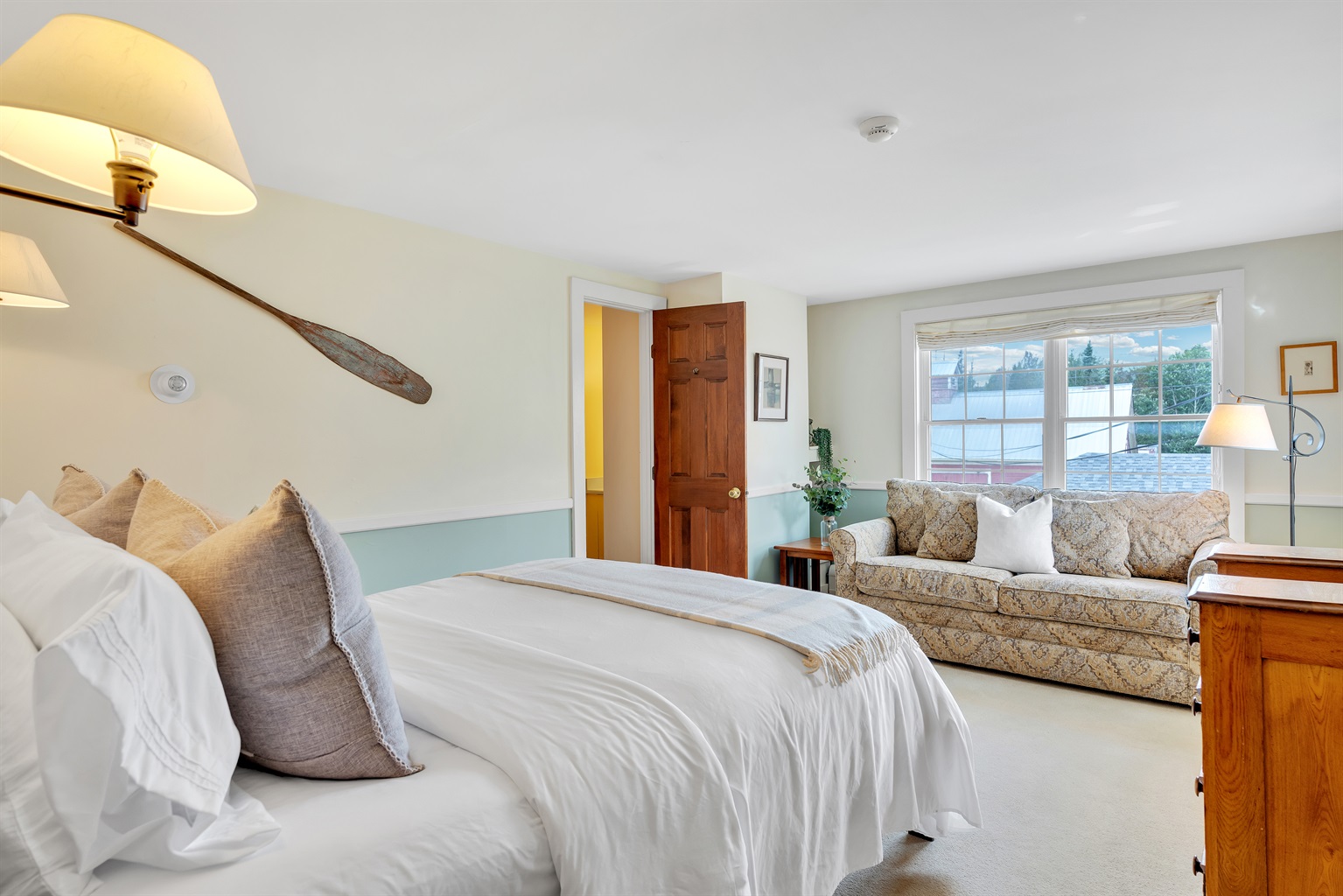 Red Clover Inn: Queen Suite + sofabed Killington