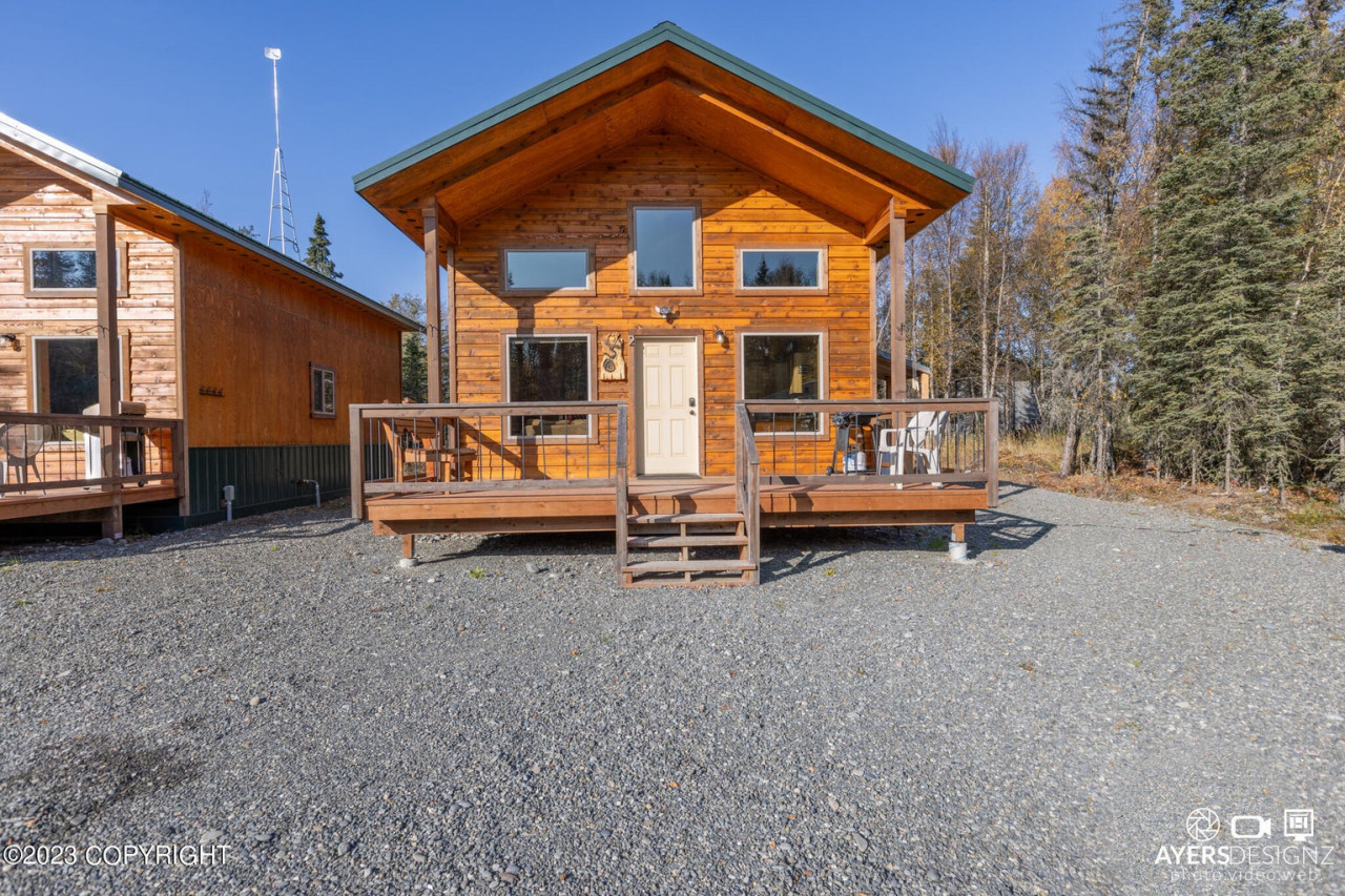 Kenai Cozy Bear Cabin - 2