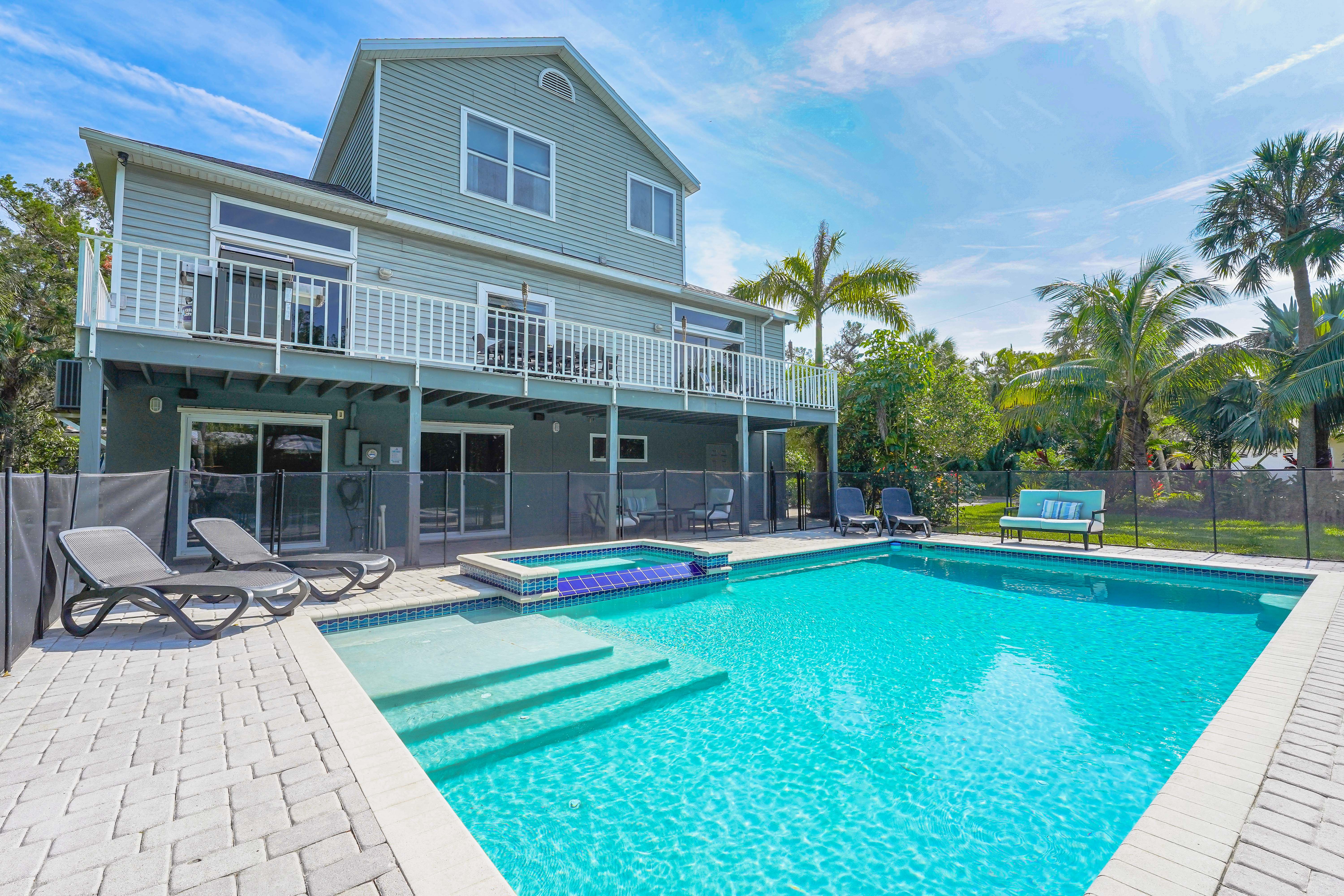 Quiet luxury on Siesta Key!