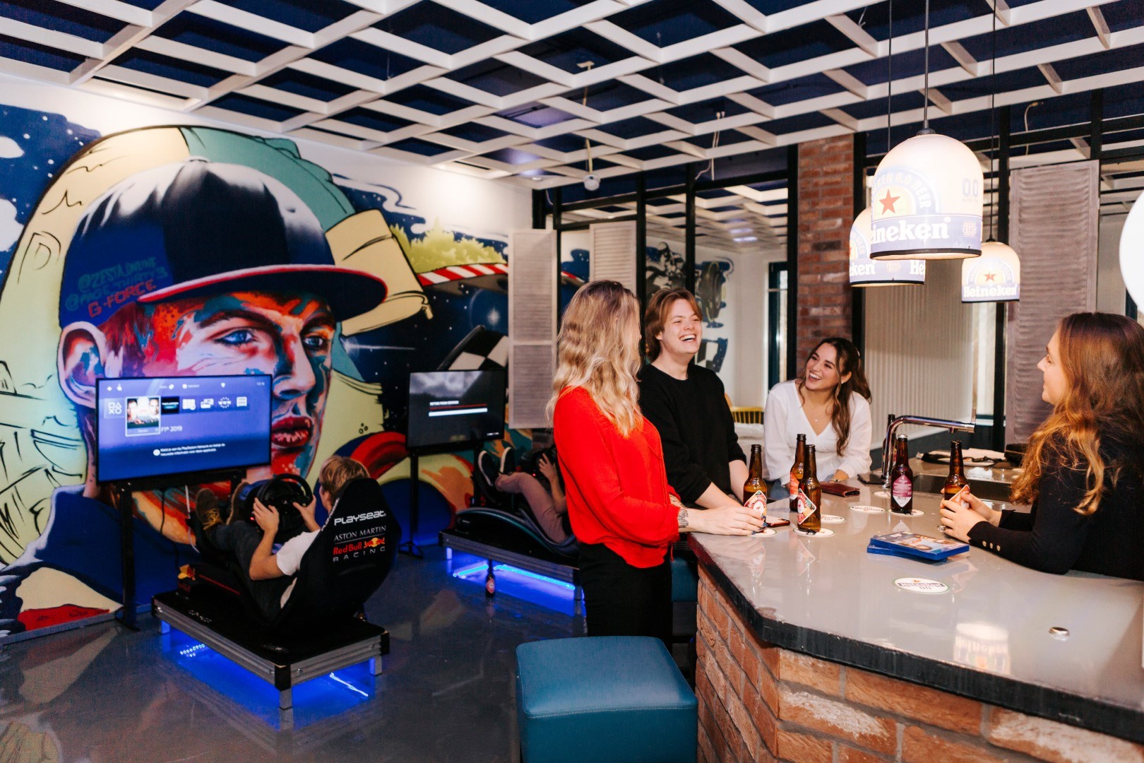 Formula 1 Suite โ Amsterdam stay
