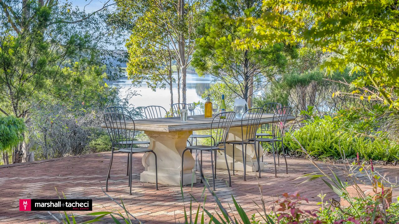 Bermagui Jewel on the Lake