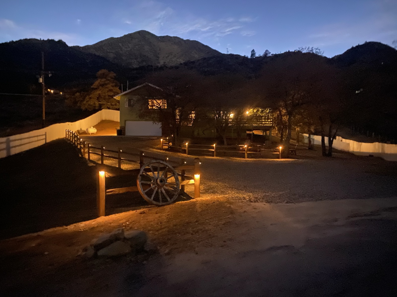 Kern River Retreat - Walk to River & Downtown!