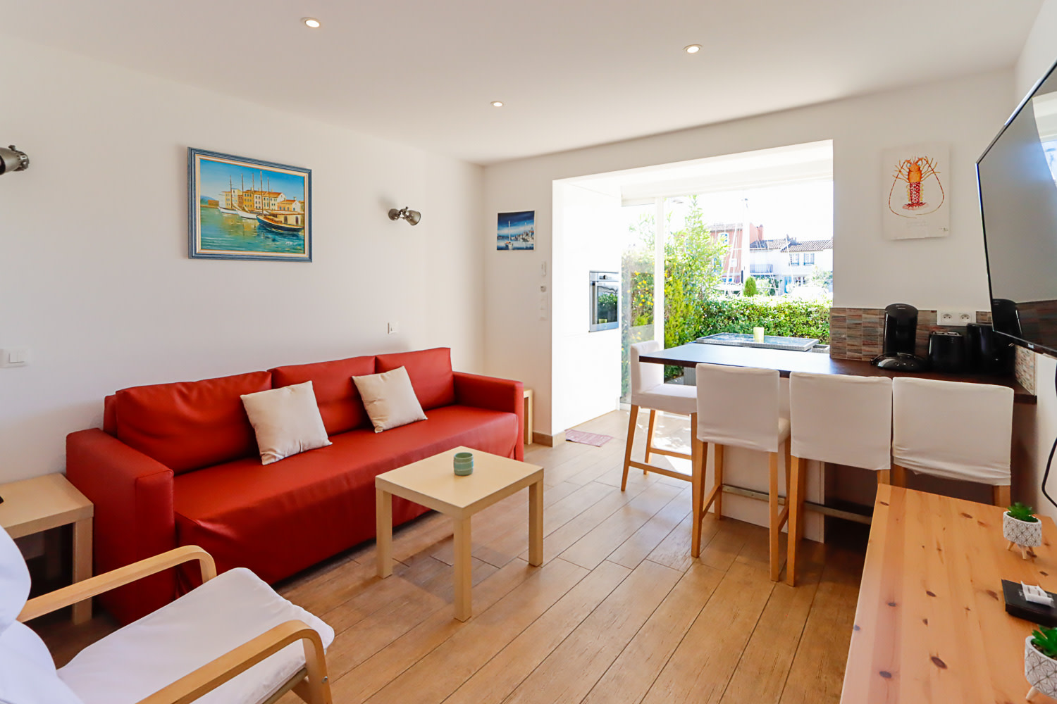 Renovated apartment in Port Grimaud - terrace, A/C
