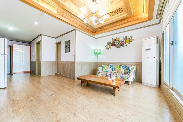 Comfortable bed room, a1