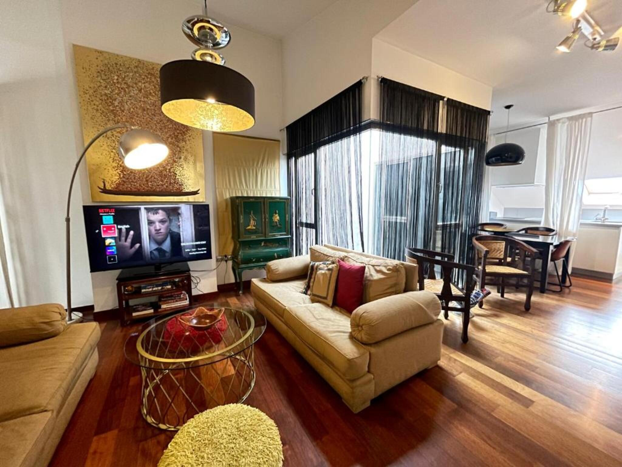 3 bed penthouse in the Plaza de la Constitución in Centro, Malaga