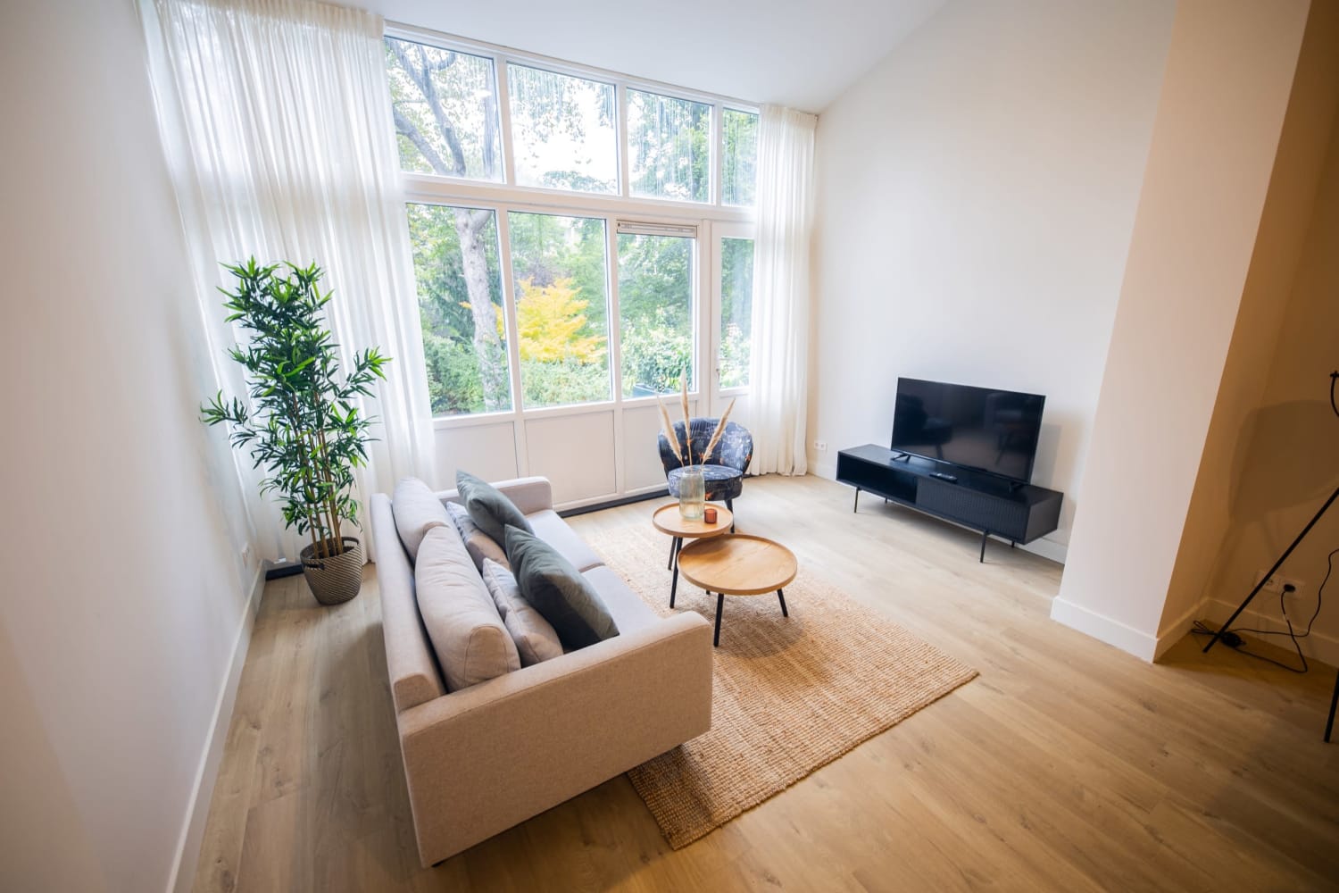 Detailed 1 Bedroom Serviced Apartment 63m2 -MNLD- — Rotterdam stay