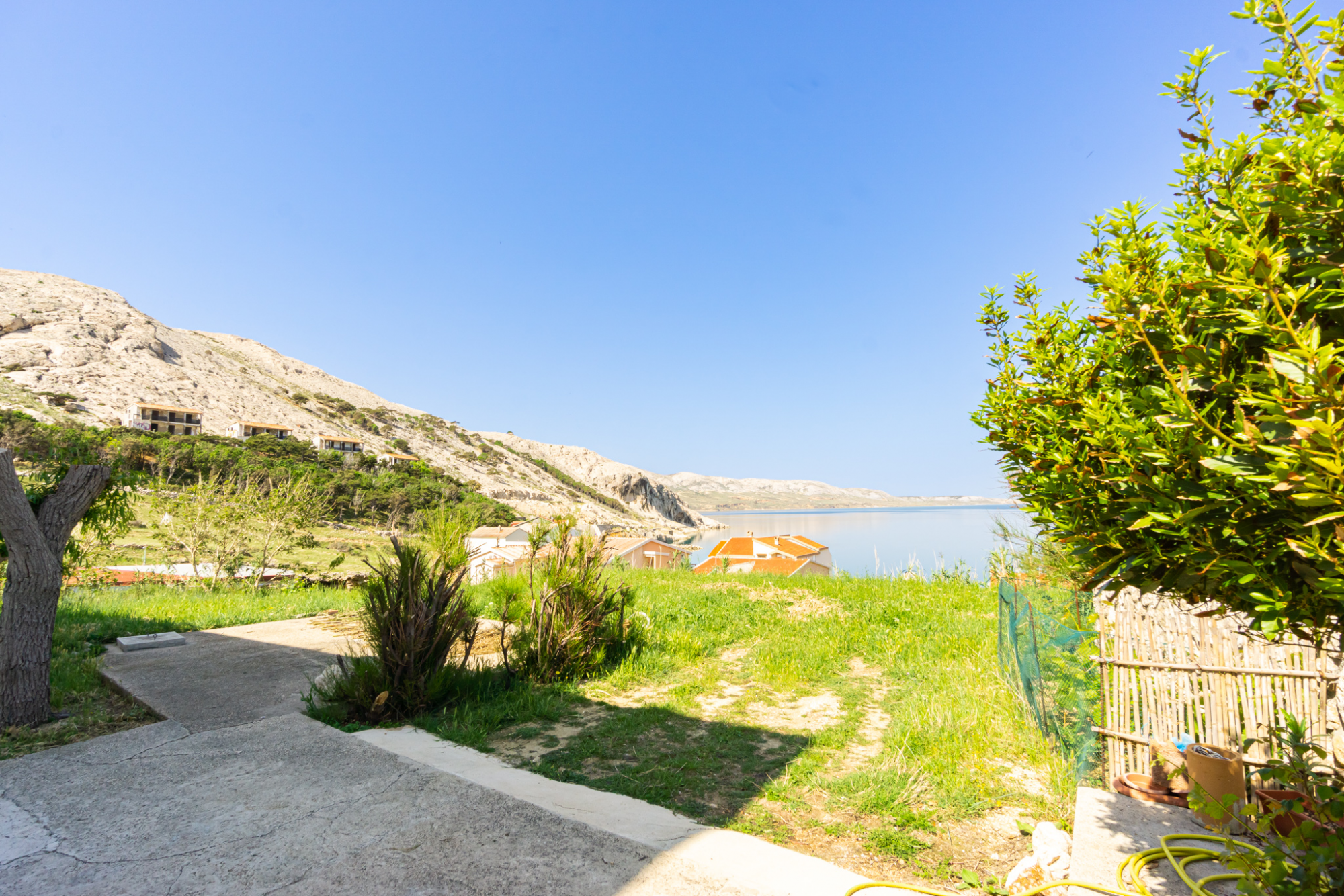 Mladen2 Studio1 with seaview close to the beach