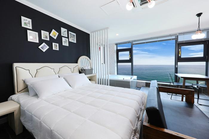 Modern and tidy luxury room, 602 (spa)