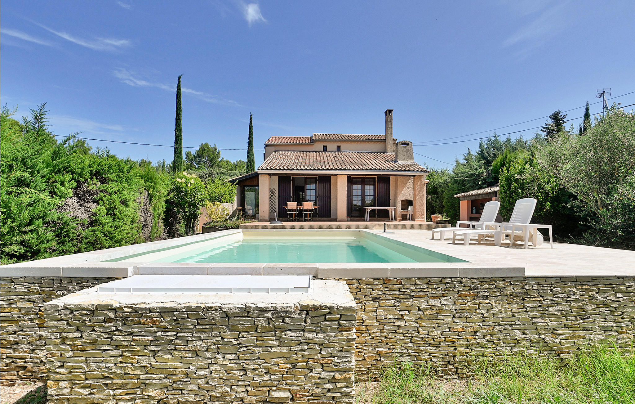 Gorgeous home in Saint-Pierre-de-Vassol with WiFi
