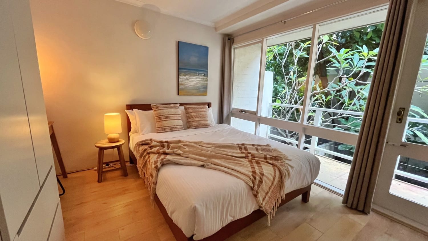 Balcony Room 1 · Fig Tree House near Botanic Garde