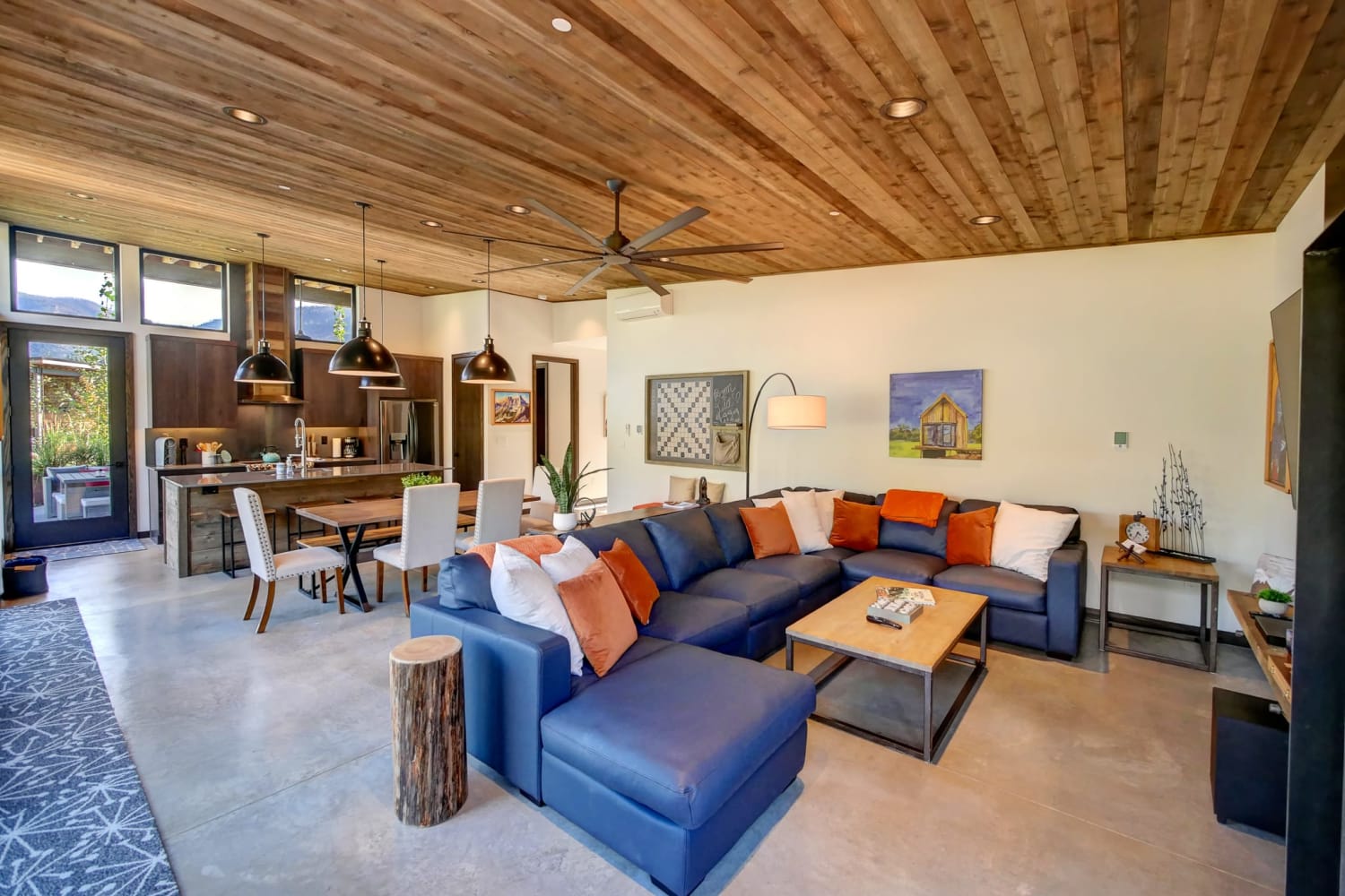 Base Camp 49 Cabins for Rent in Okanogan County, Washington, United