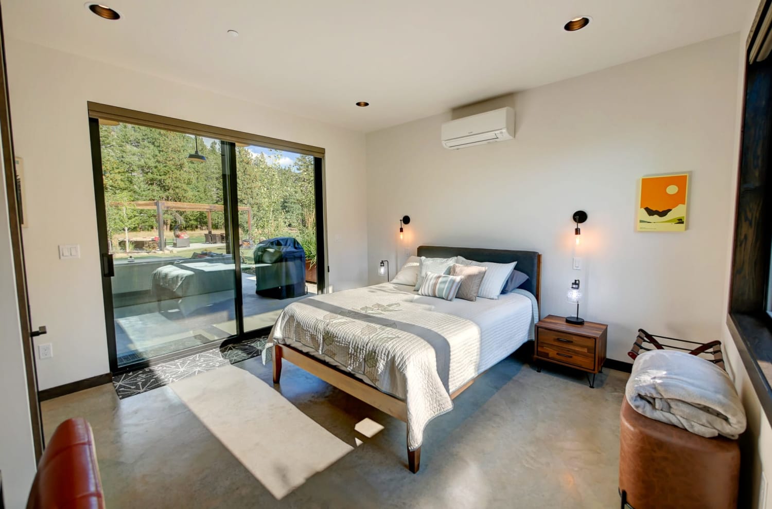 Base Camp 49 Cabins for Rent in Okanogan County, Washington, United