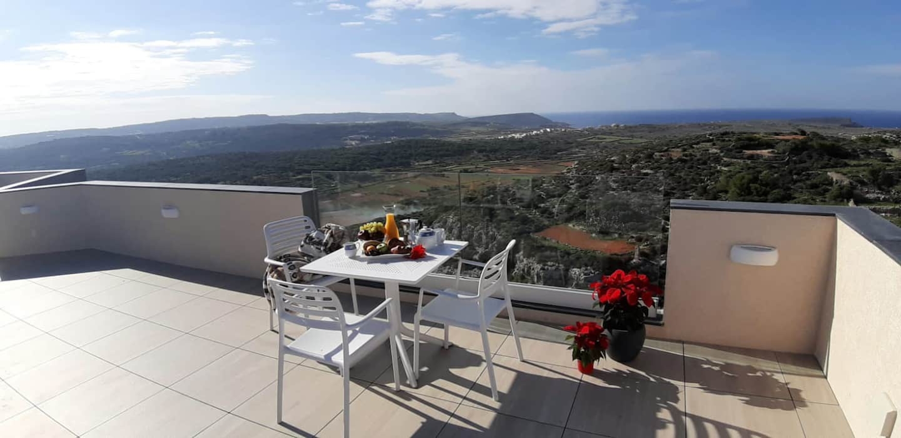 LovelyPenthouse WithJACUZZI country&Seaview