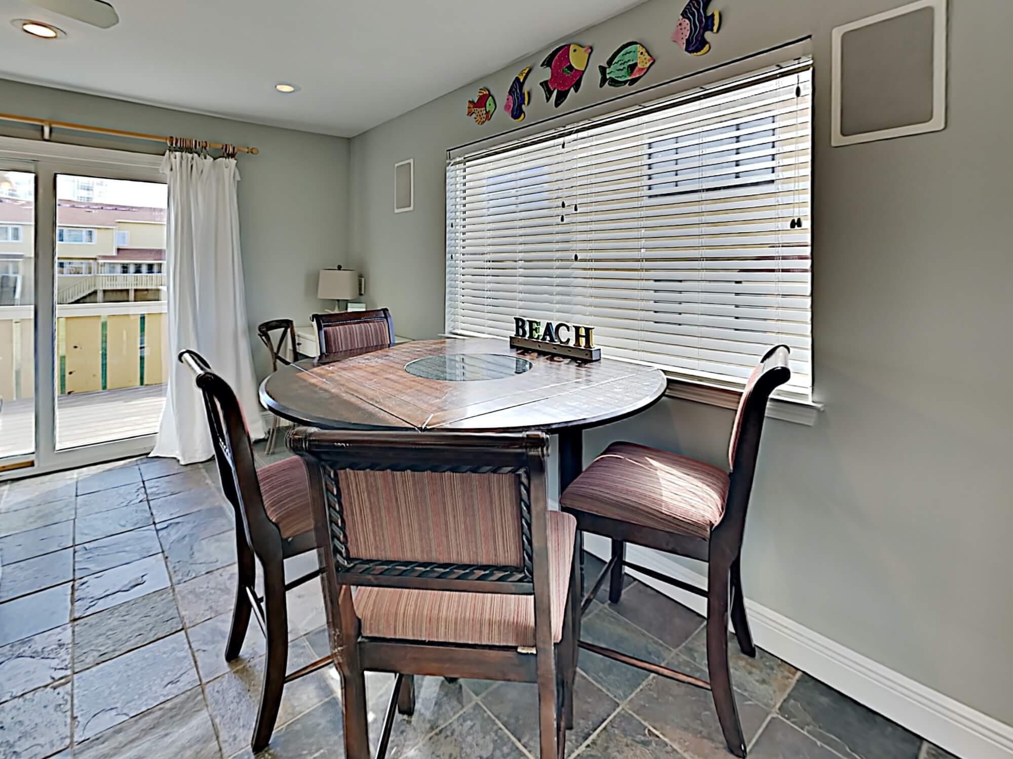 Schöne, aktualisierte Pensacola-Wohnung - in der Nähe von Strand-, Pool