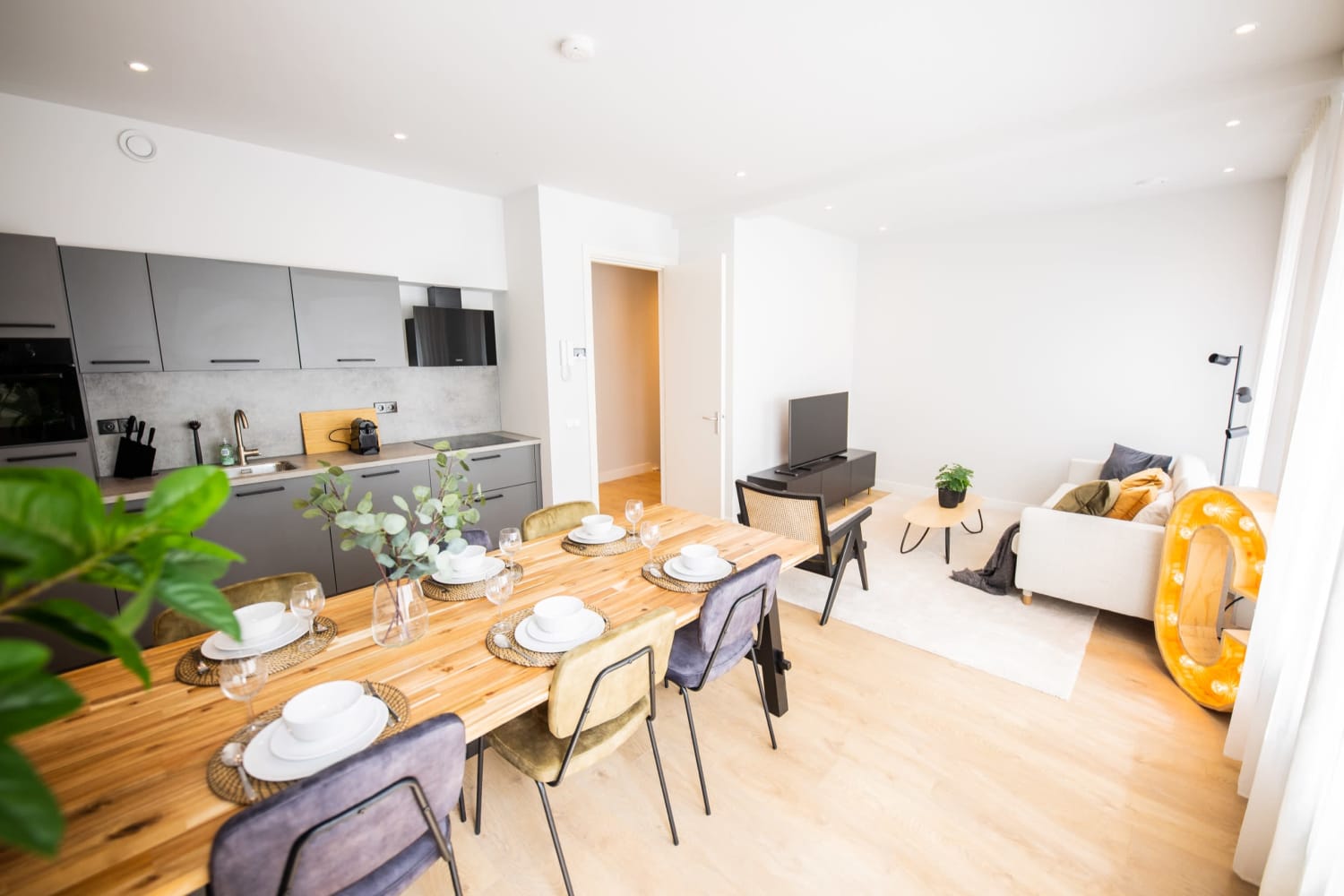 Premium 2 Bedroom Serviced Apartment 71M2 -VP2C- — Rotterdam stay