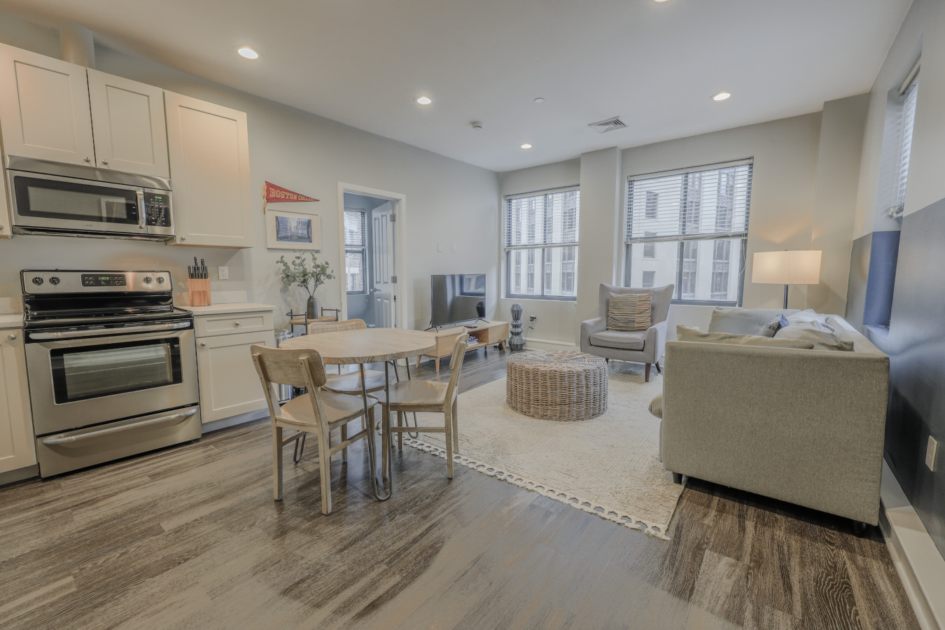 Warm 1BR in Boston FIDI | Close to Everything!