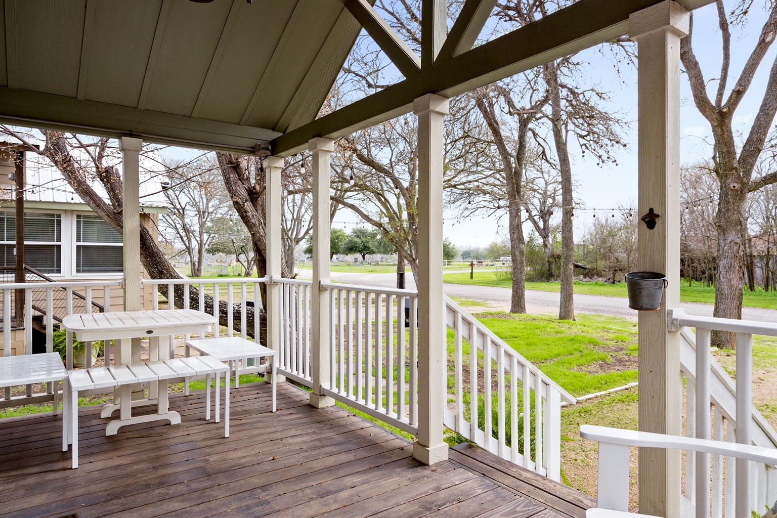 Family Cabin w/deck near San Marcos River! Cabins for Rent in