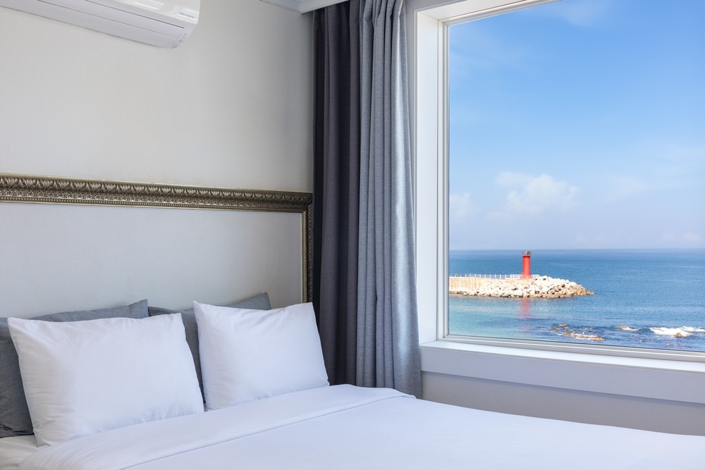 Pacific 3 (Ocean View) where you can spend a special day in Jumunjin