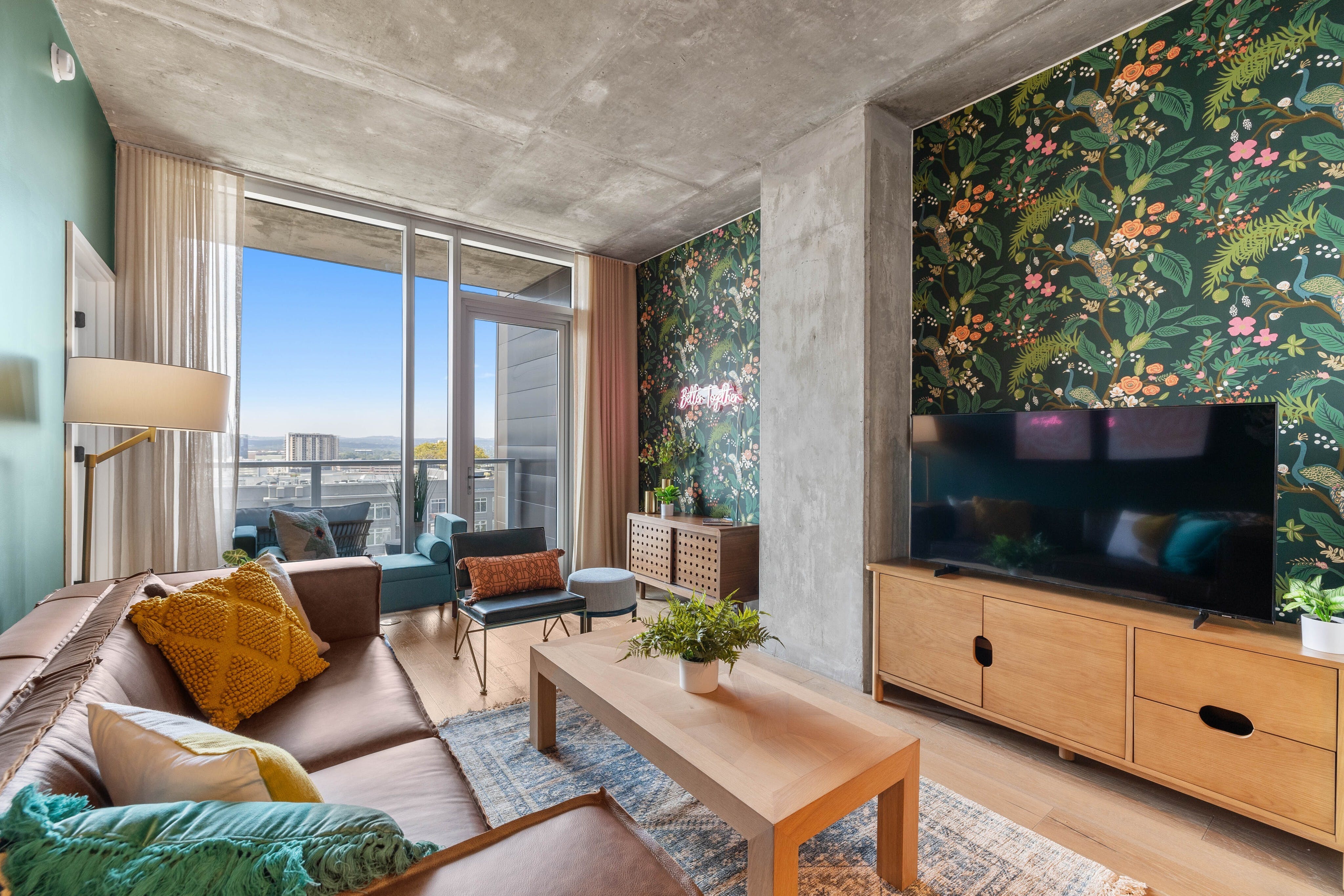 Posh + Pretty Luxe Pad | Insta-Worthy Rooftop Pool in 78701, Austin