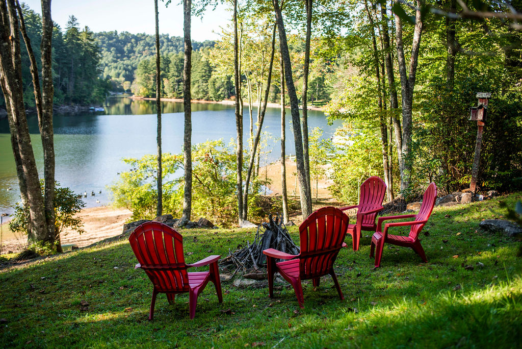 The Mountain House on Lake Glenville - Lakefront