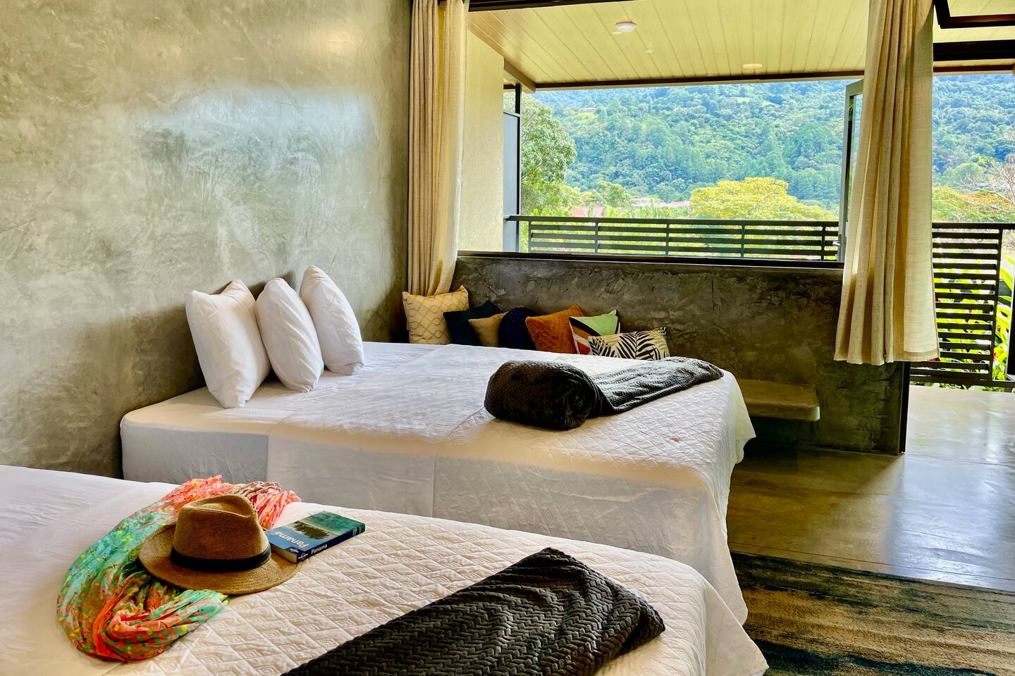 #21 LaVista Family Suite Downtown Bajo Boquete