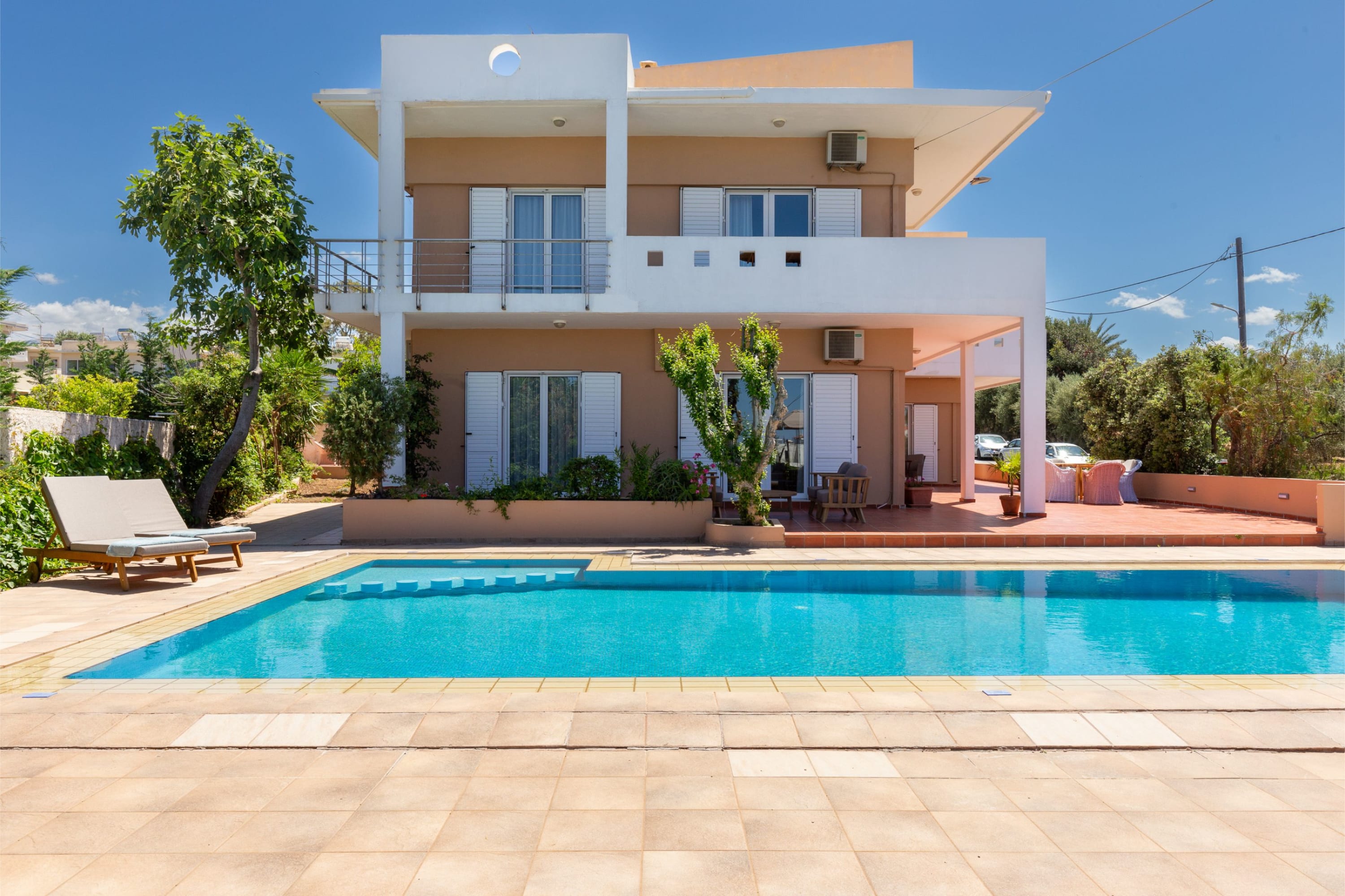 Villa Armonia (one bedroom 2-4 per) in Χανίων, Crete